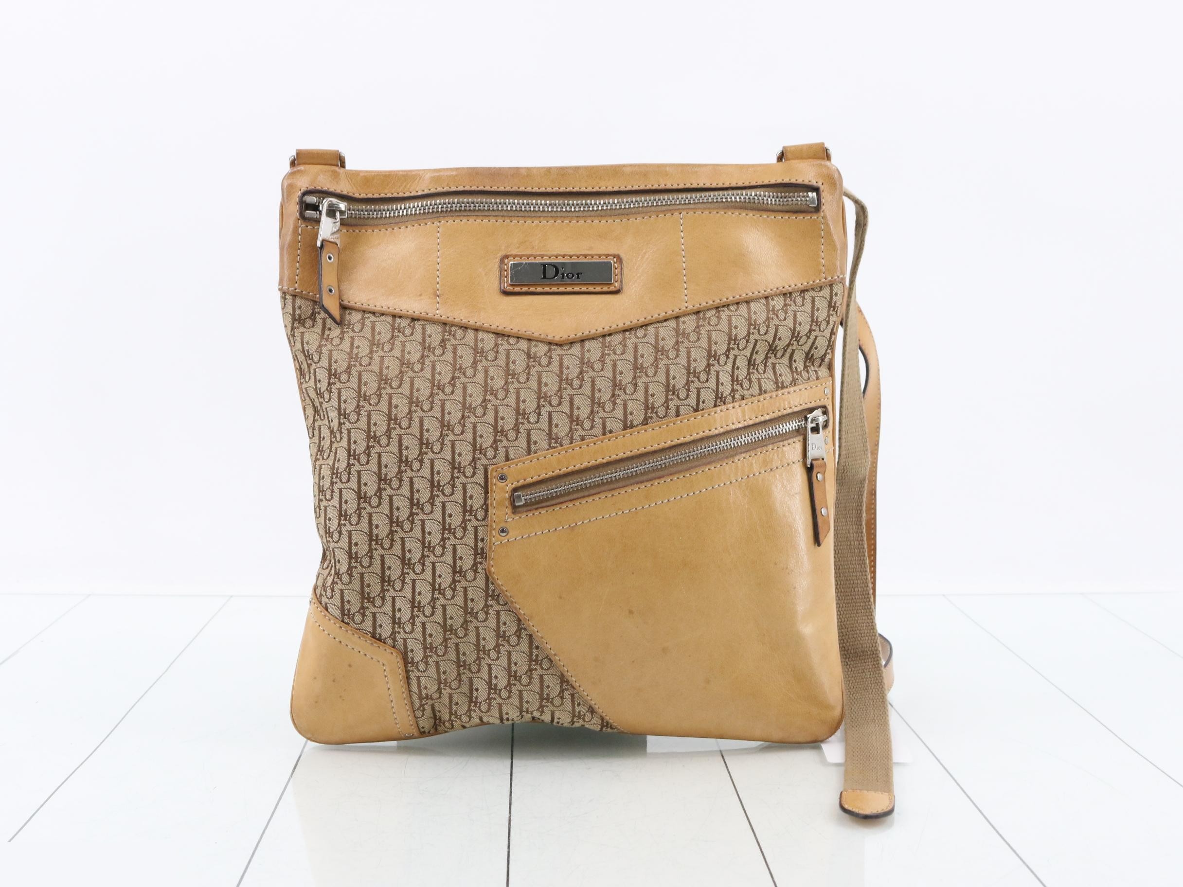 Trotter Street Chic Shoulder Bag
