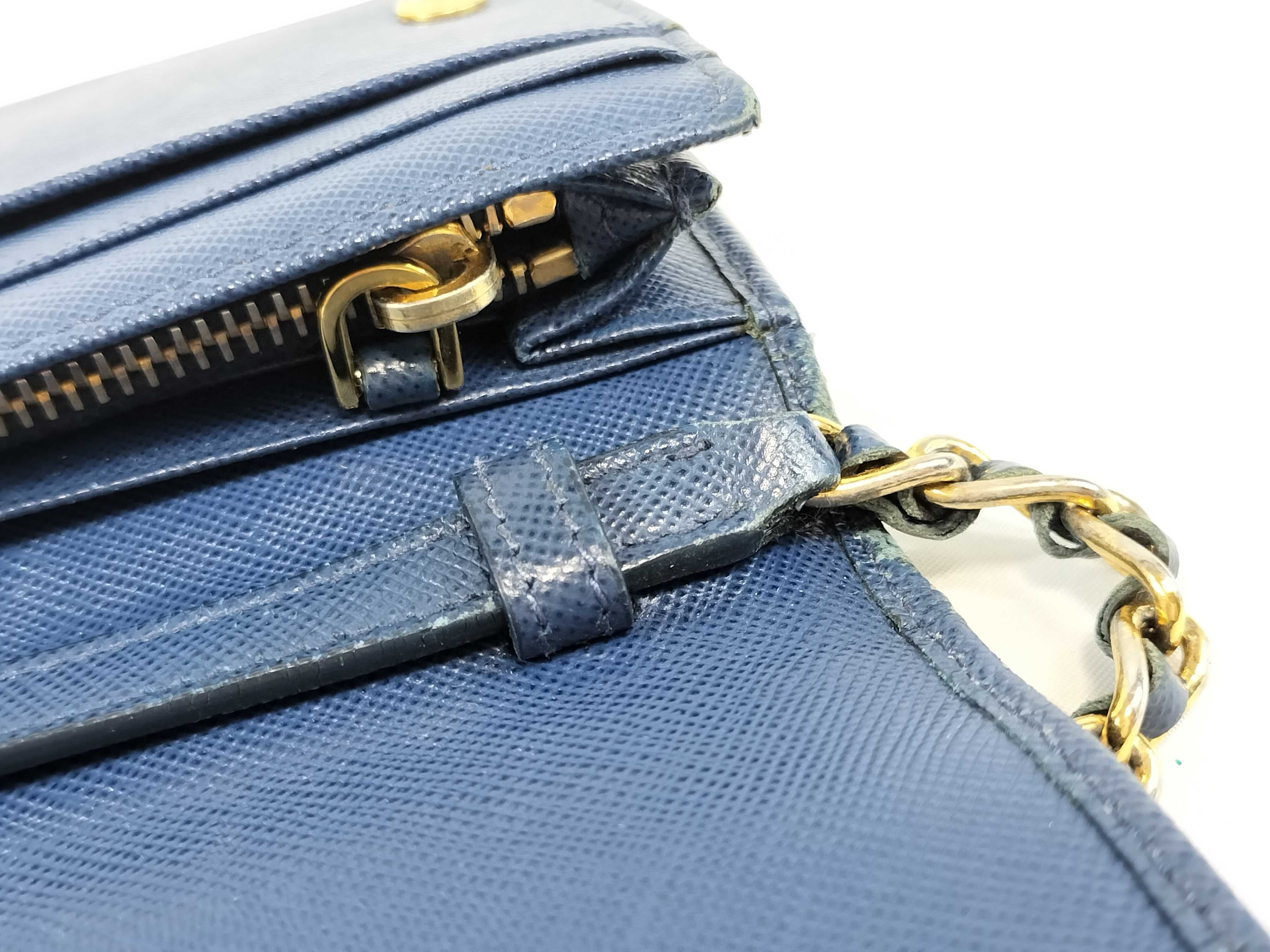 chain wallet, some wear inside, Saffiano leather shoulder bag. — view 5