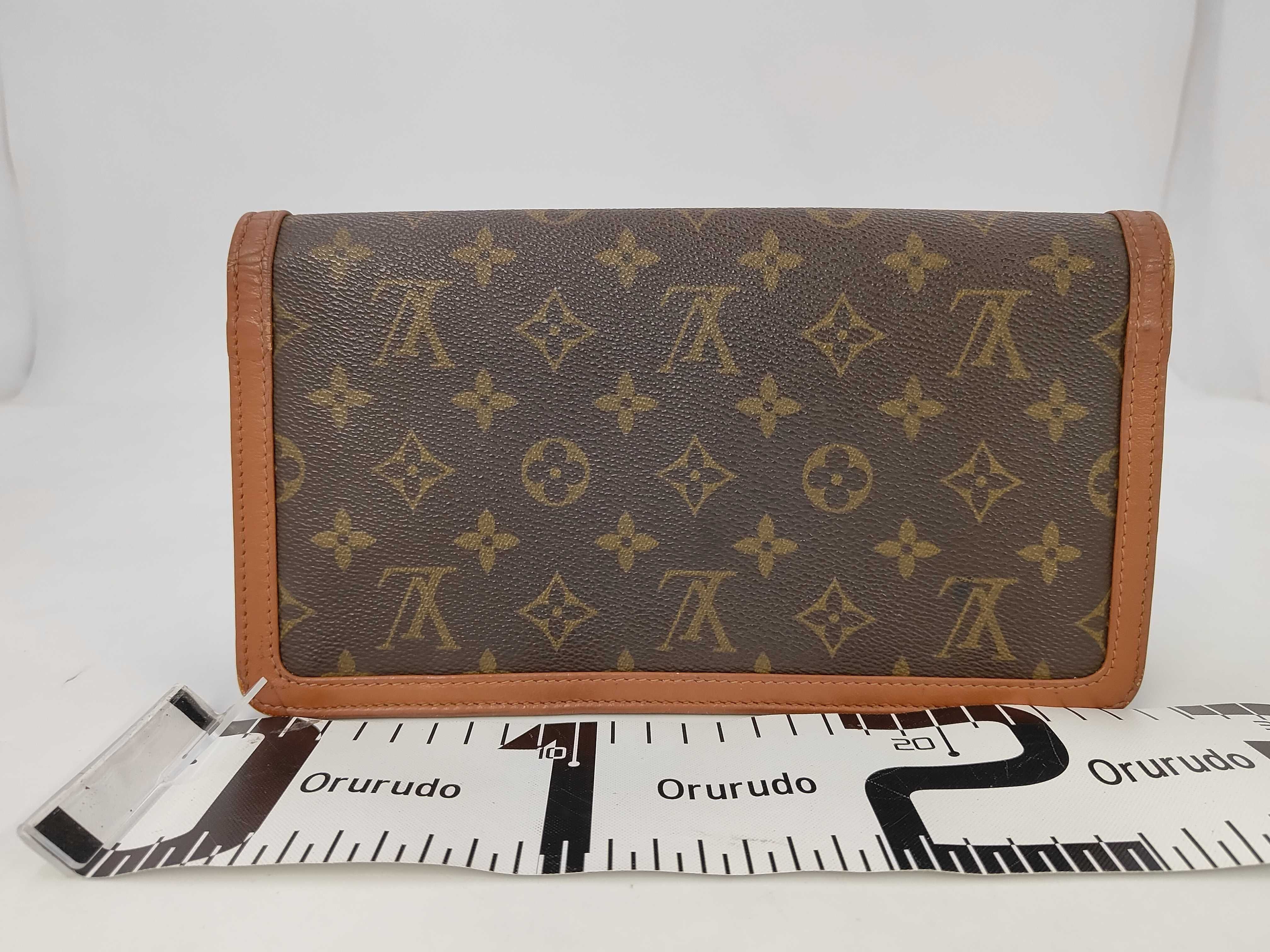 LV Monogram Pochette Dam Second Bag — view 2