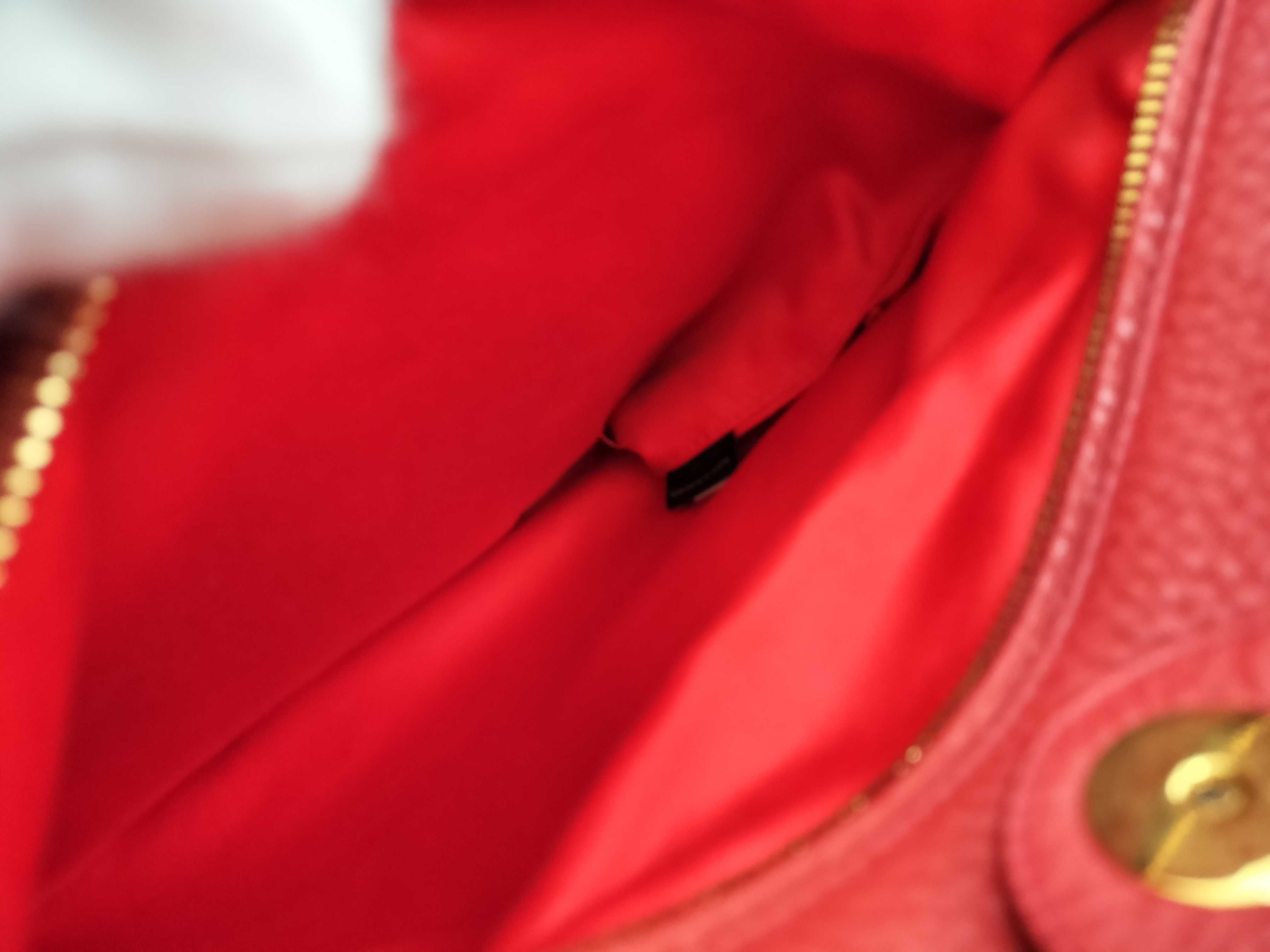 Vitello Daino Leather 2-Way Tote Bag — view 11
