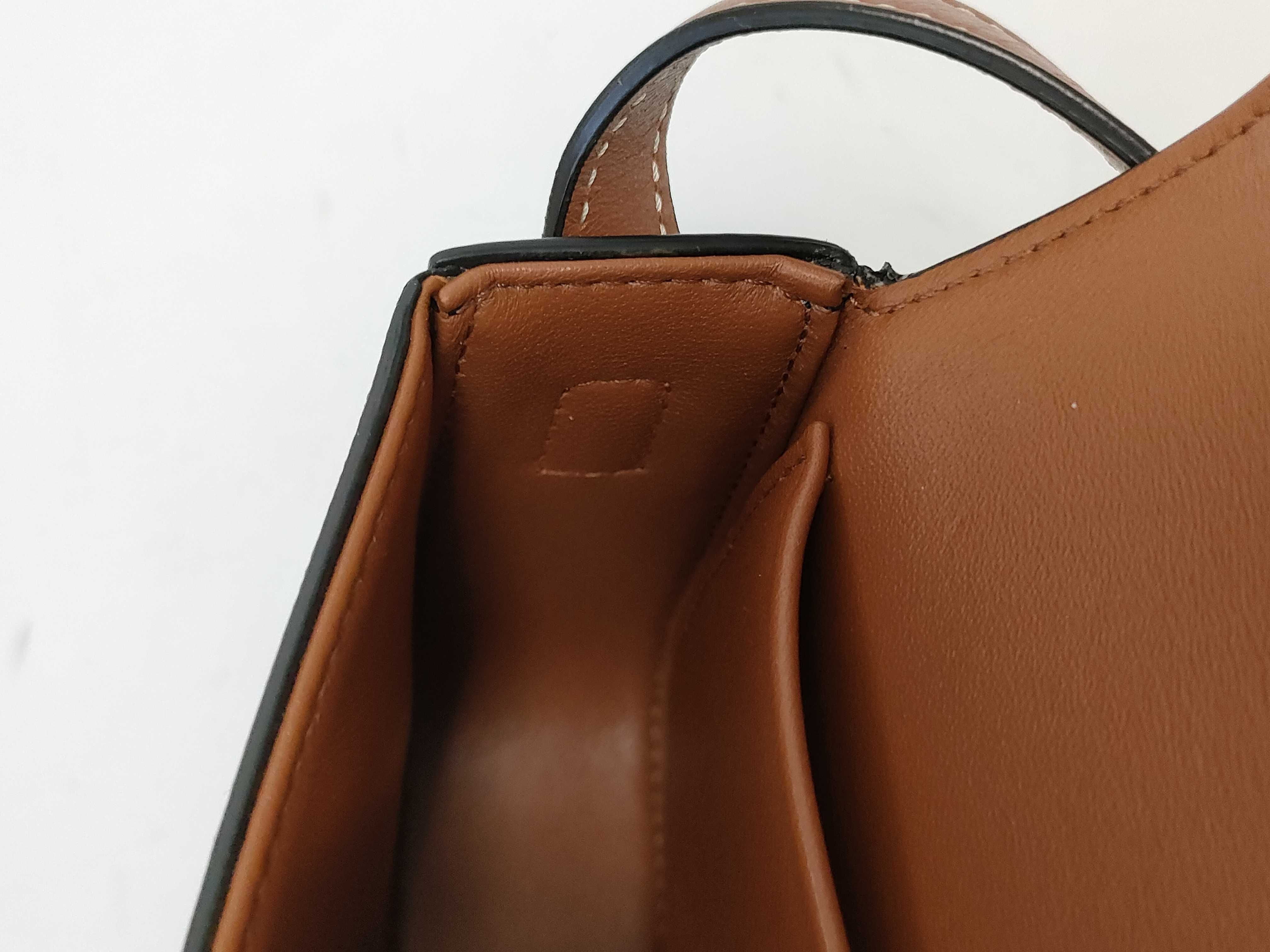 Triomphe Shoulder Bag — view 15