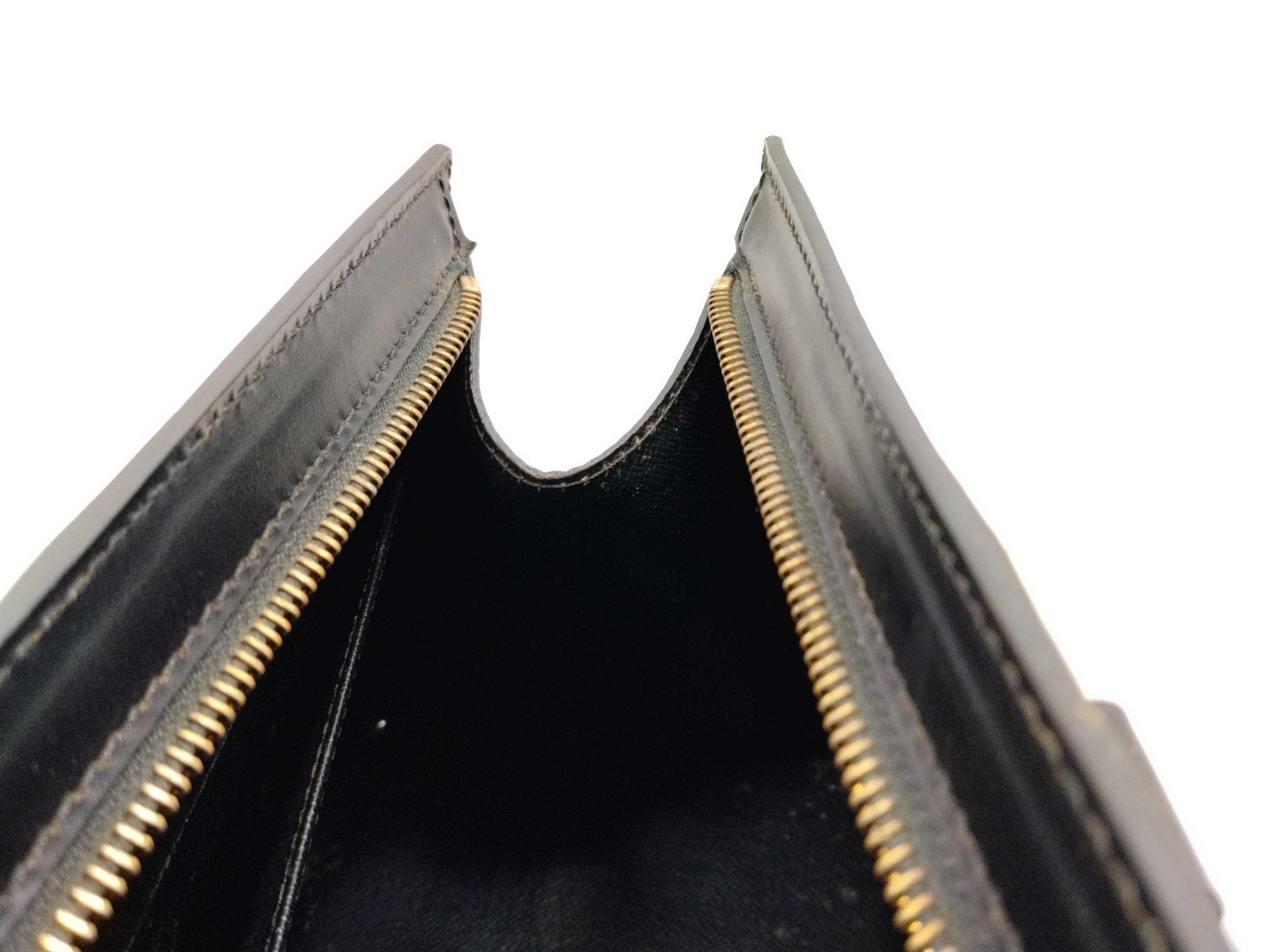 Epi M52092 Sac Triangle Handbag — view 14