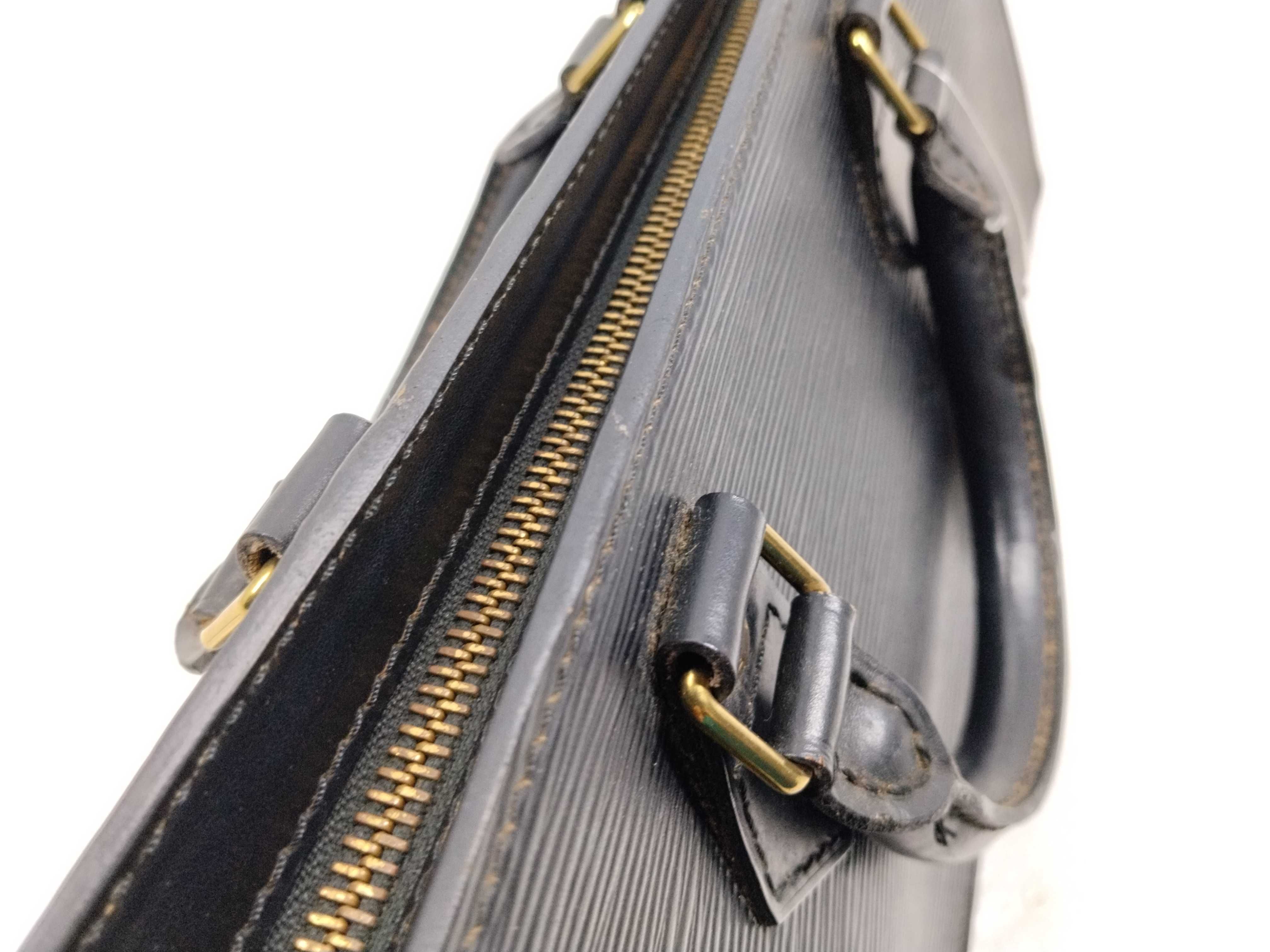 Epi M52092 Sac Triangle Handbag — view 10