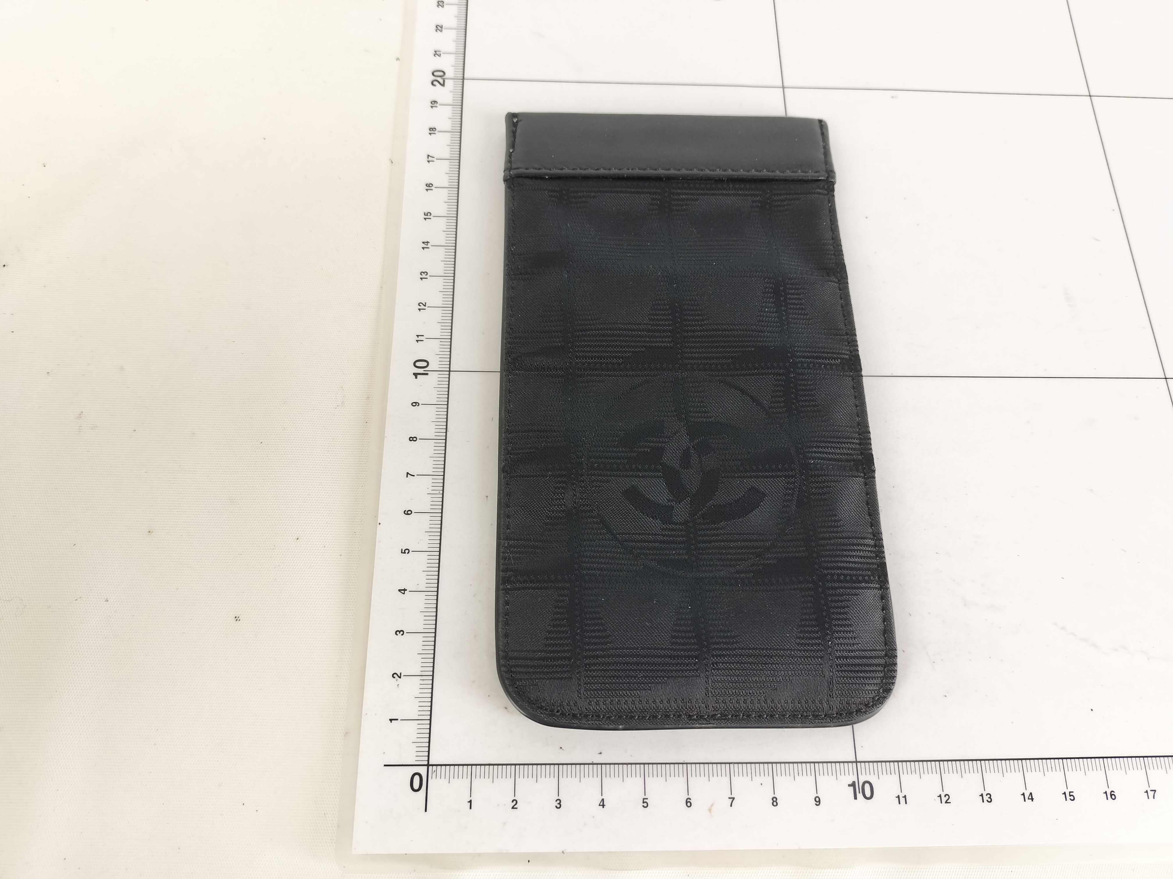 New Travel Line Pouch and other accessories — view 10