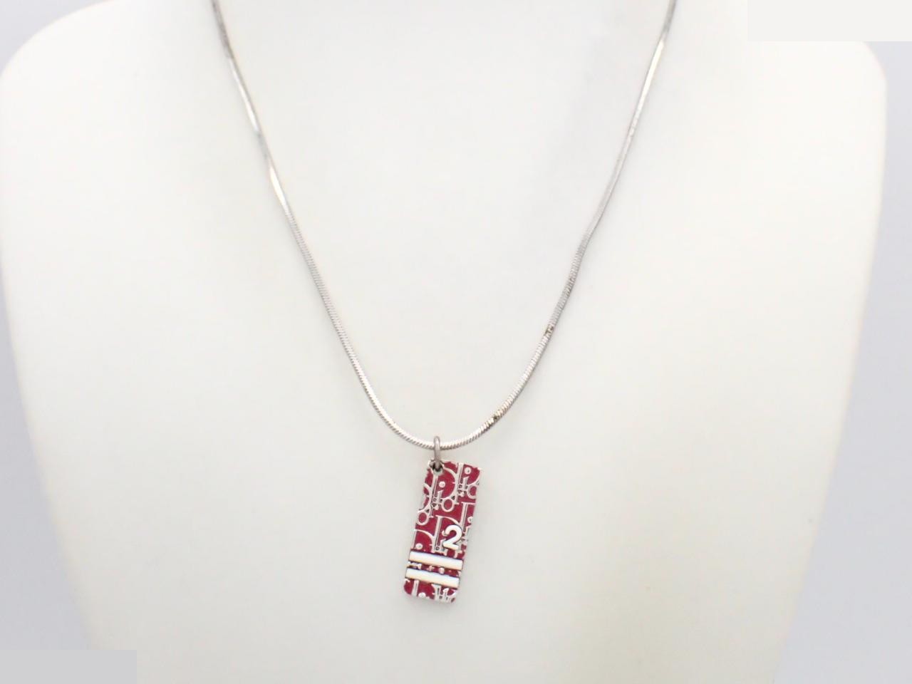 Trotter (precious metal) necklace, plate, red, chain approximately 42cm — view 3