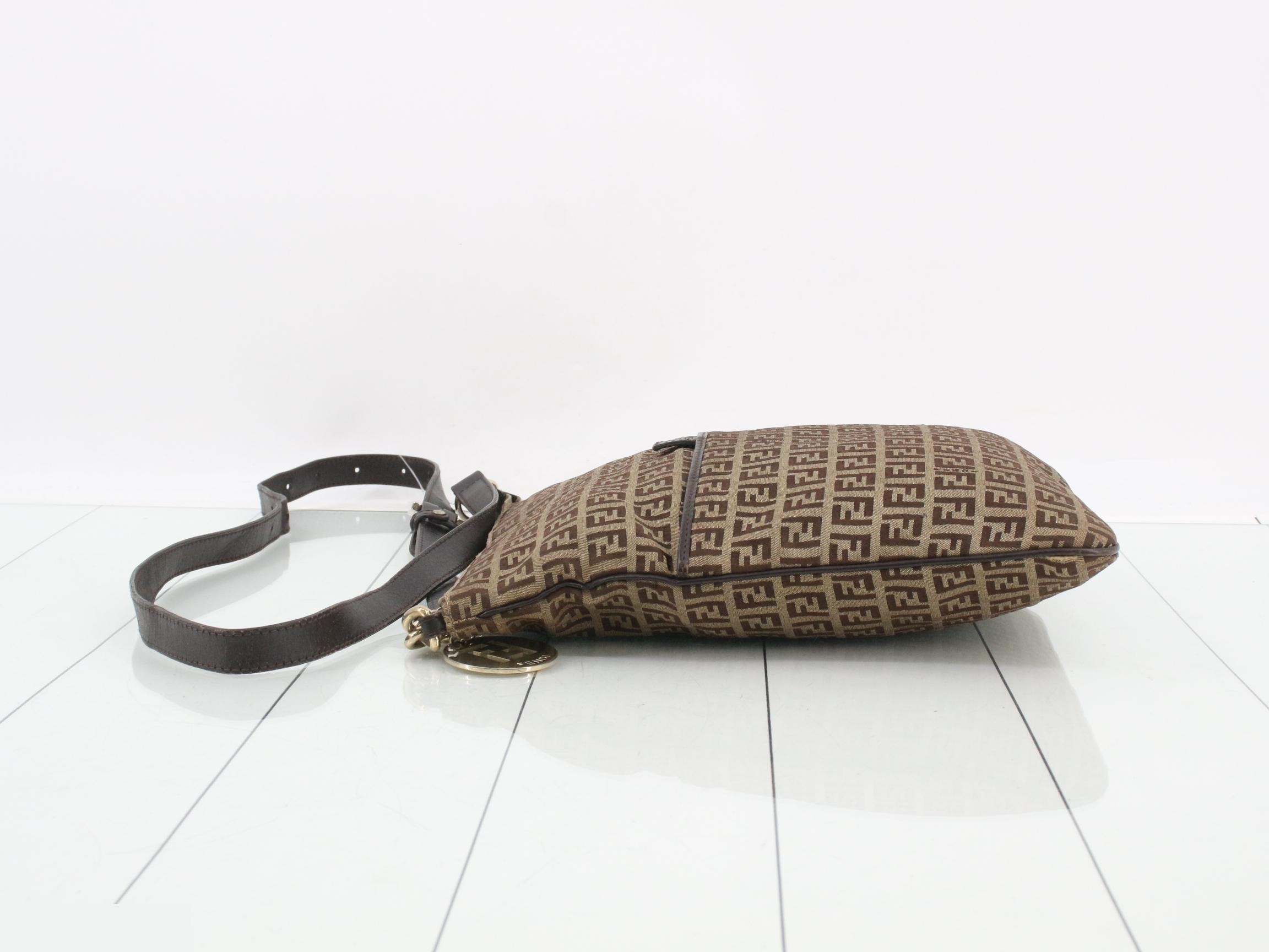 Shoulder bag — view 4