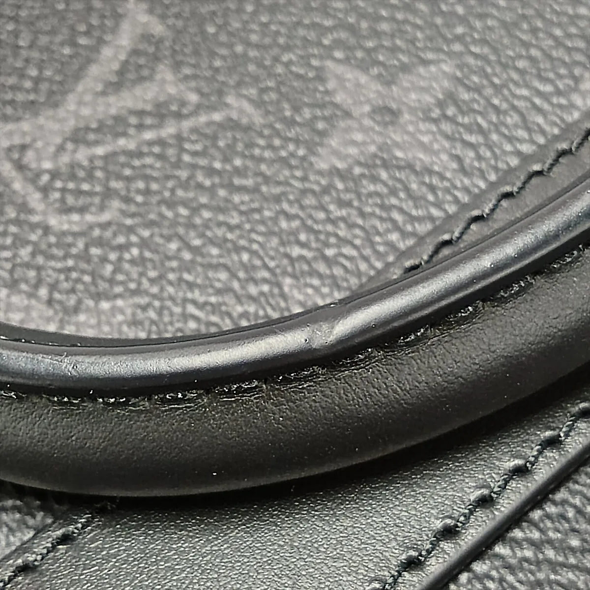Monogram Eclipse Sac Plat Cross M46456 Black (RFID detected) — view 13
