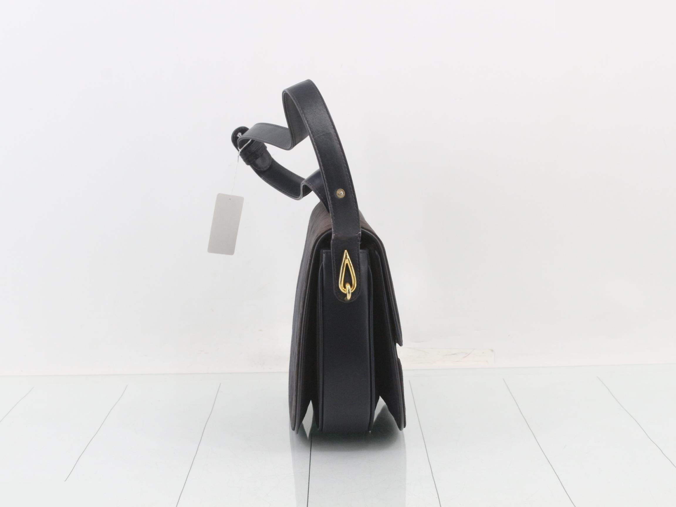 shoulder bag — view 4