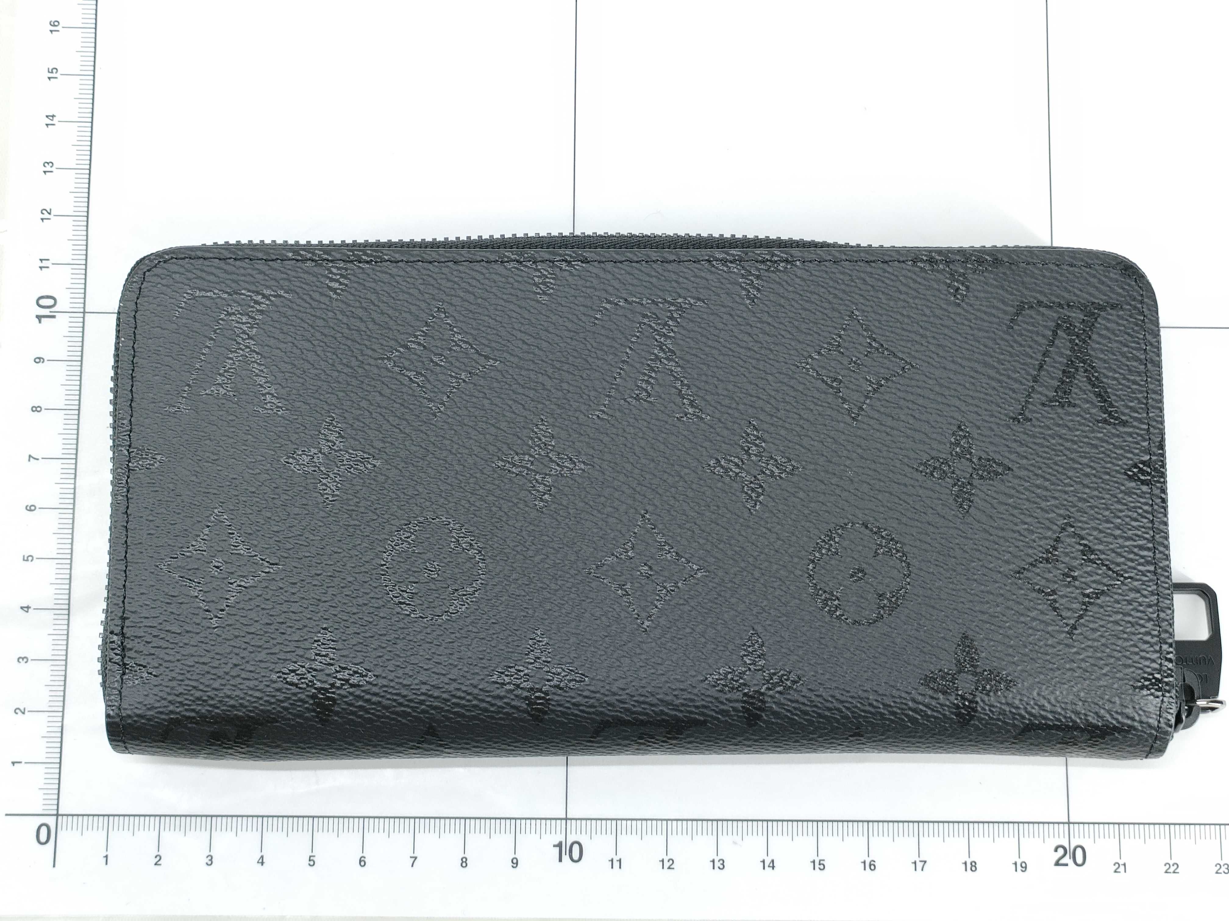 M28048/Zippy Wallet Horizontal/Long Wallet/Monogram Midnight/RFID Wallet — view 2