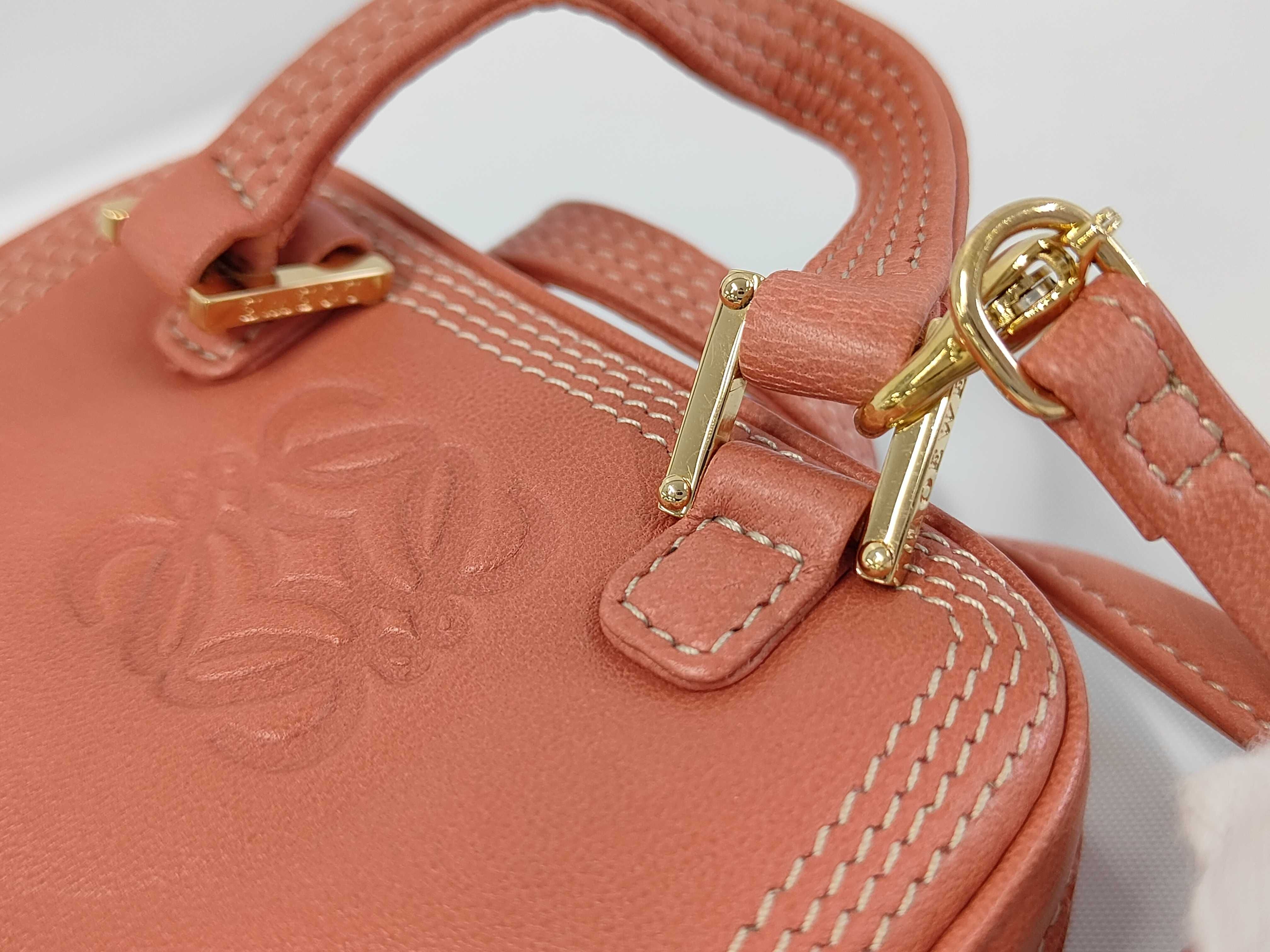 Amazona Micro Mini Shoulder Bag. Accessories: Box, shoulder strap, coin case. — view 9