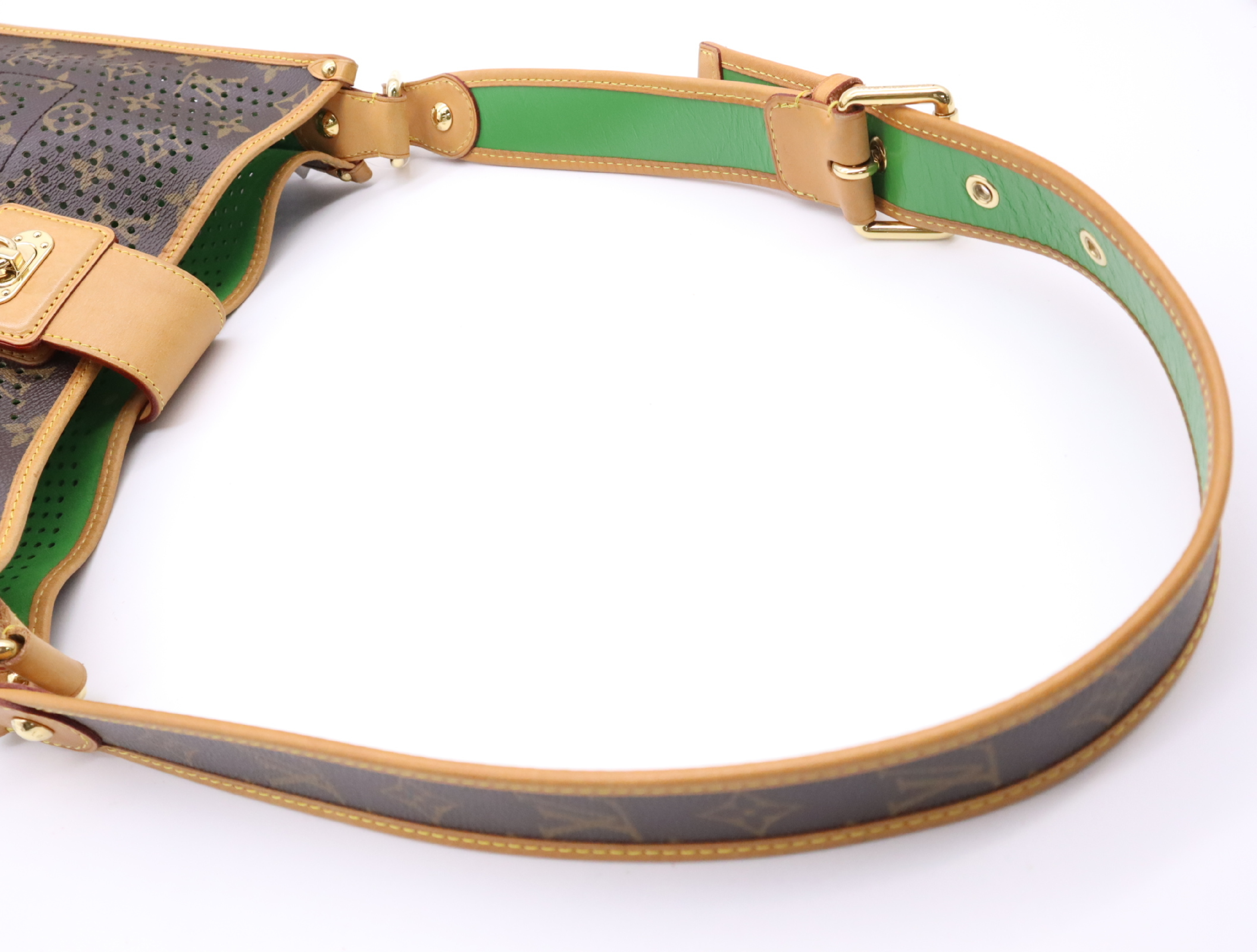 M95173 Perfo Musette Vert Shoulder Bag with Dust Bag — view 10