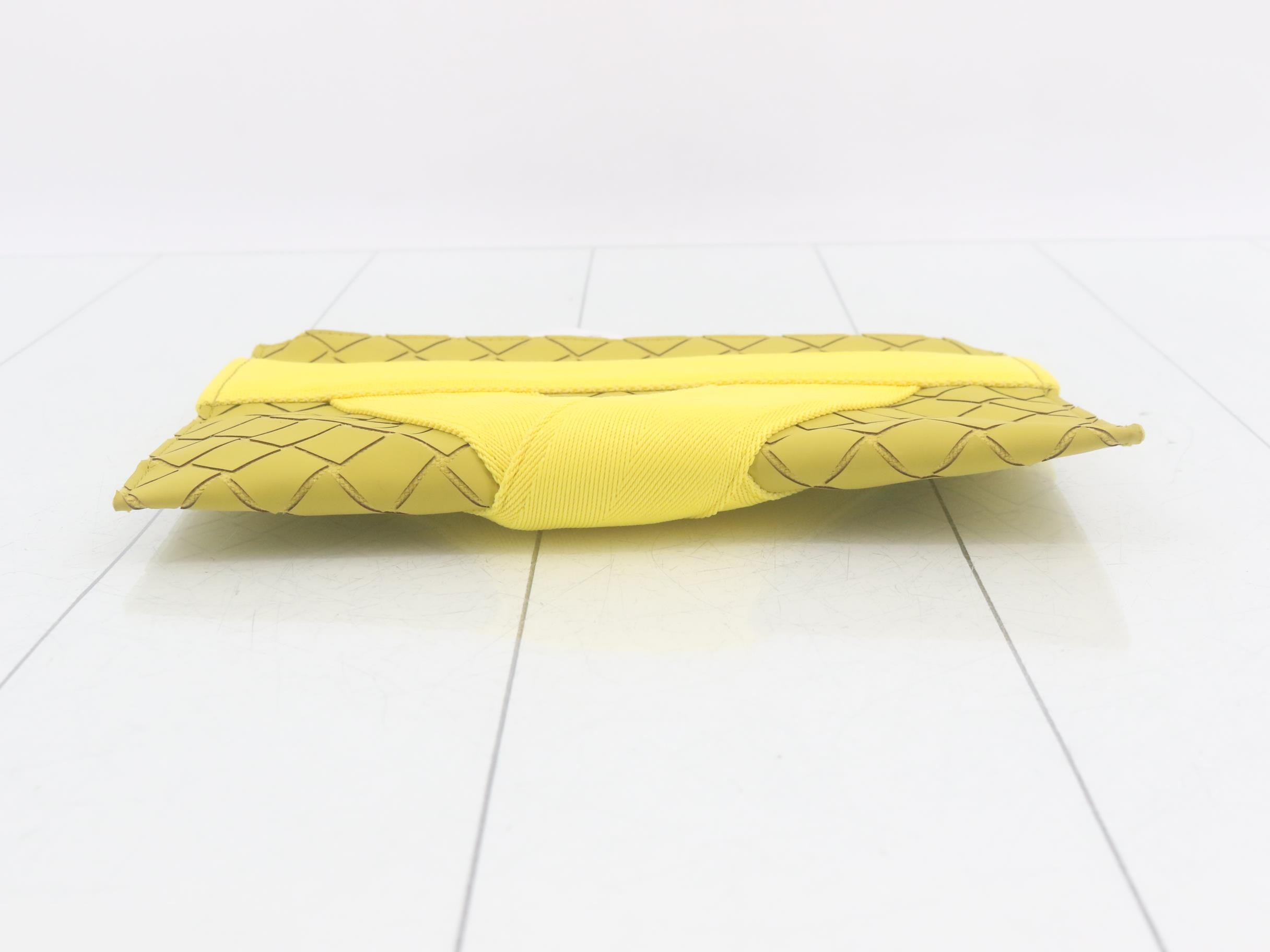 Intrecciato Clutch Bag, Rubber, Yellow — view 3