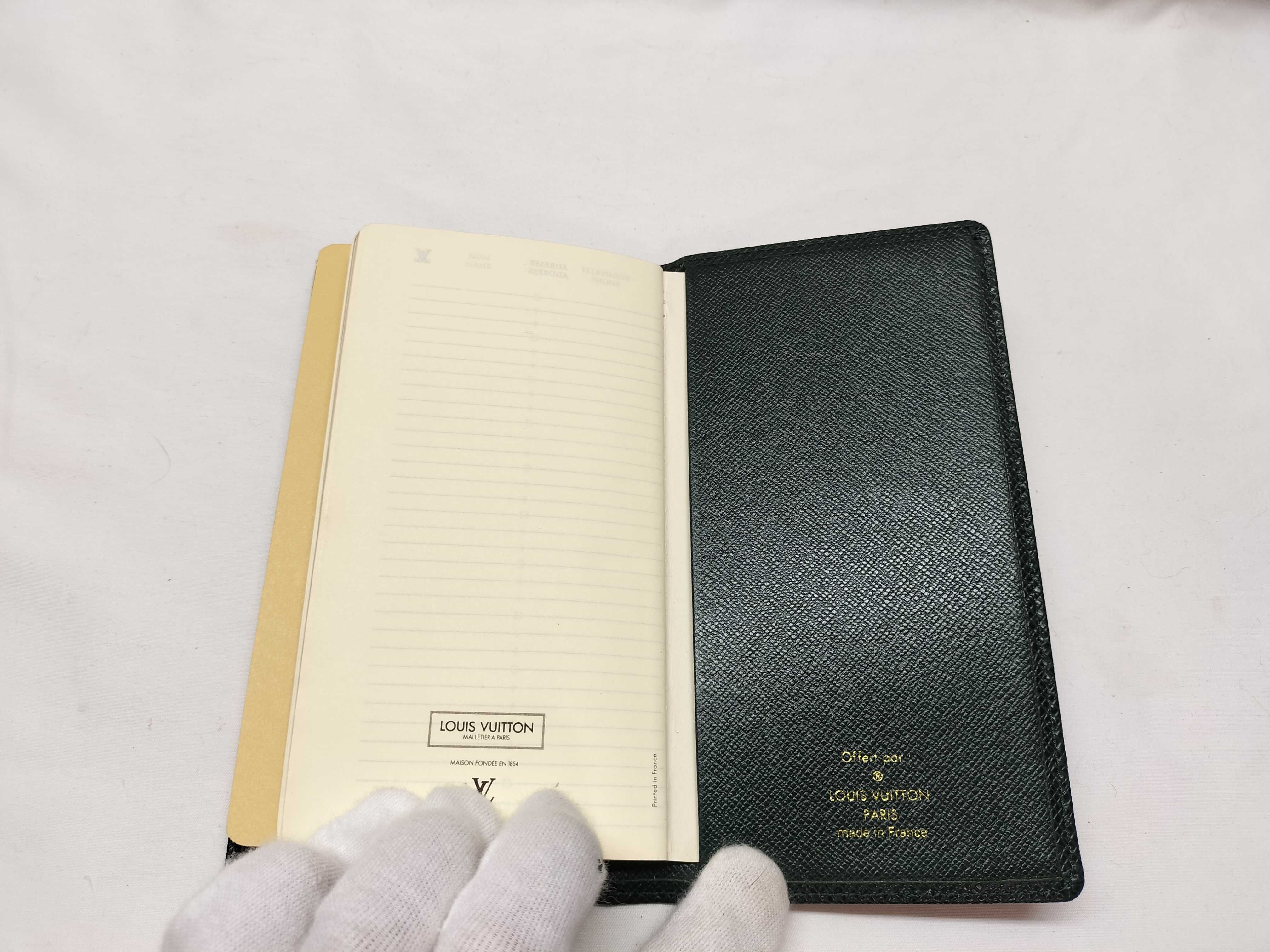 Taiga Portefeuille Cartes Crédit Notebook Cover — view 4