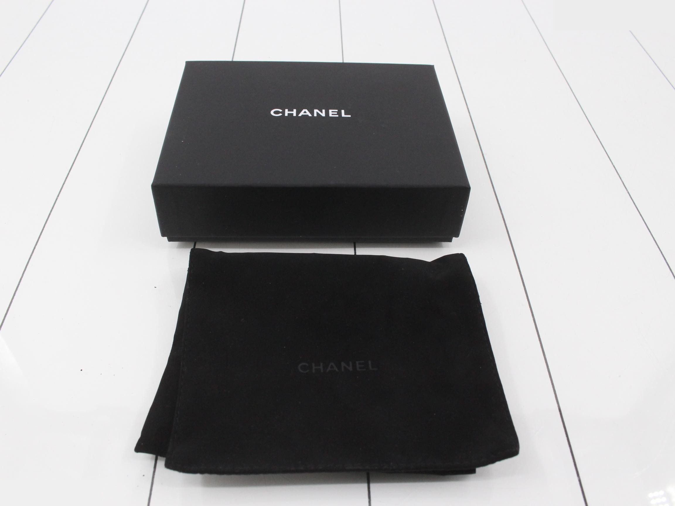 Mademoiselle Compact Wallet — view 5