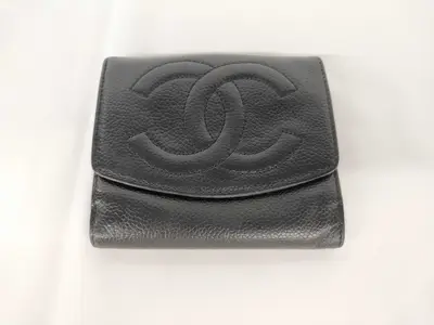 Caviar Skin Tri-fold Long Wallet with Coco Mark