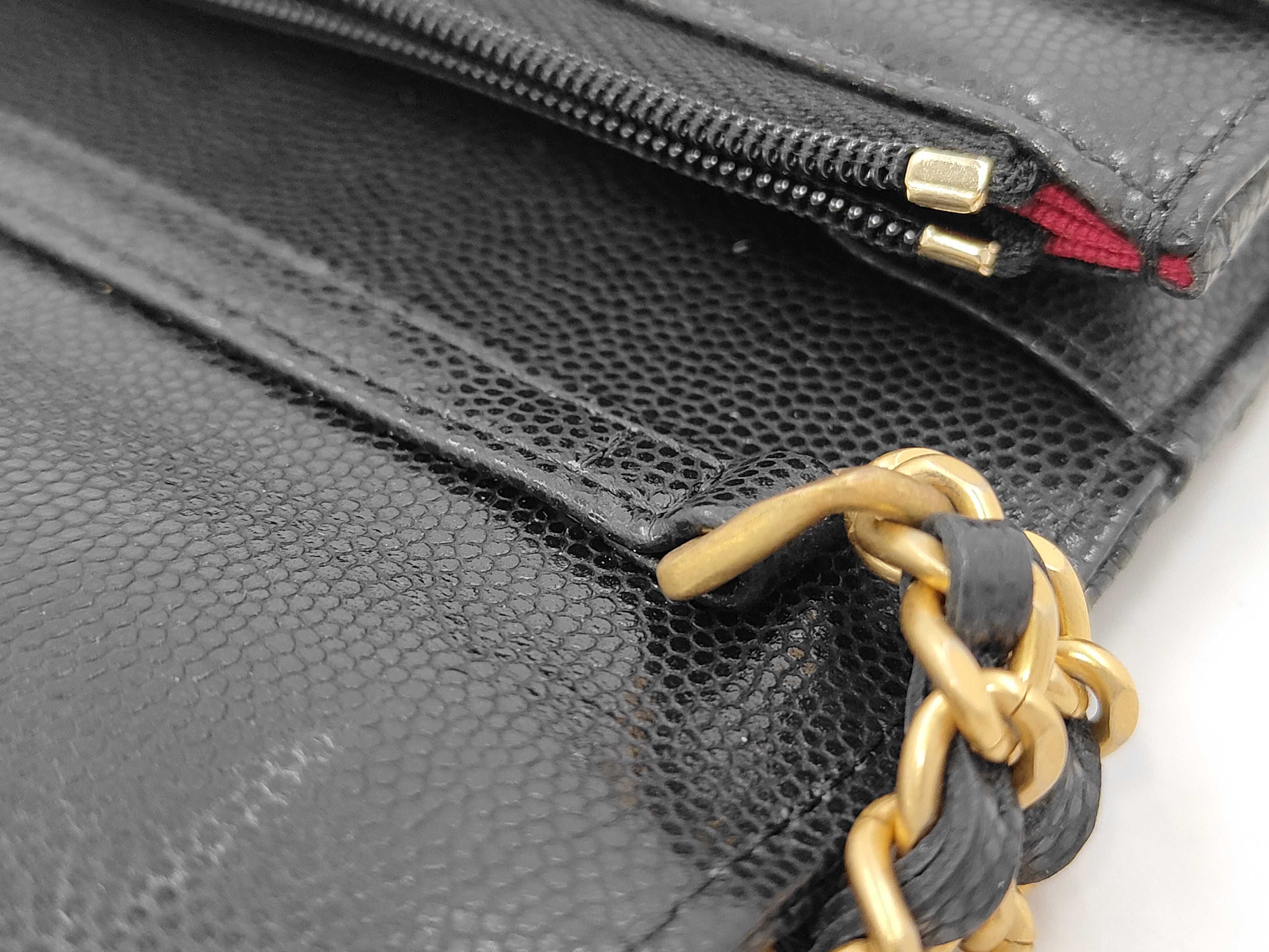 Matelassé Caviar Skin Gold Hardware Chain Wallet Shoulder Bag — view 8