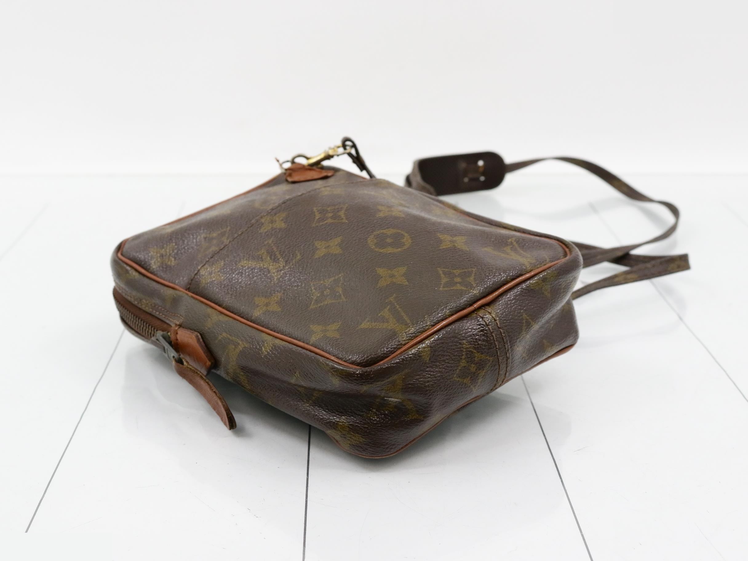 Monogram Danube old model — view 5