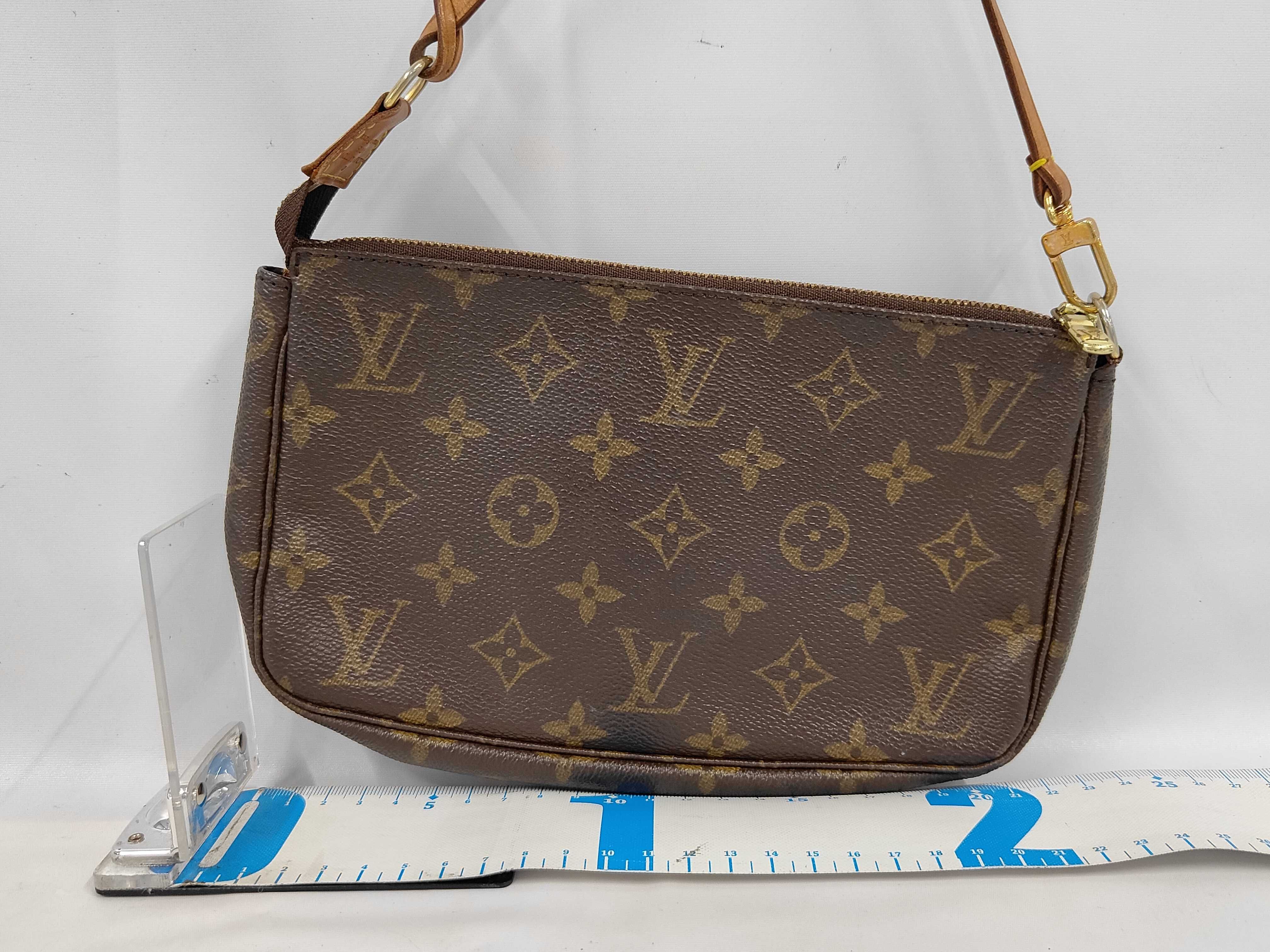 Monogram Accessoires BJ1020 Handbag — view 2