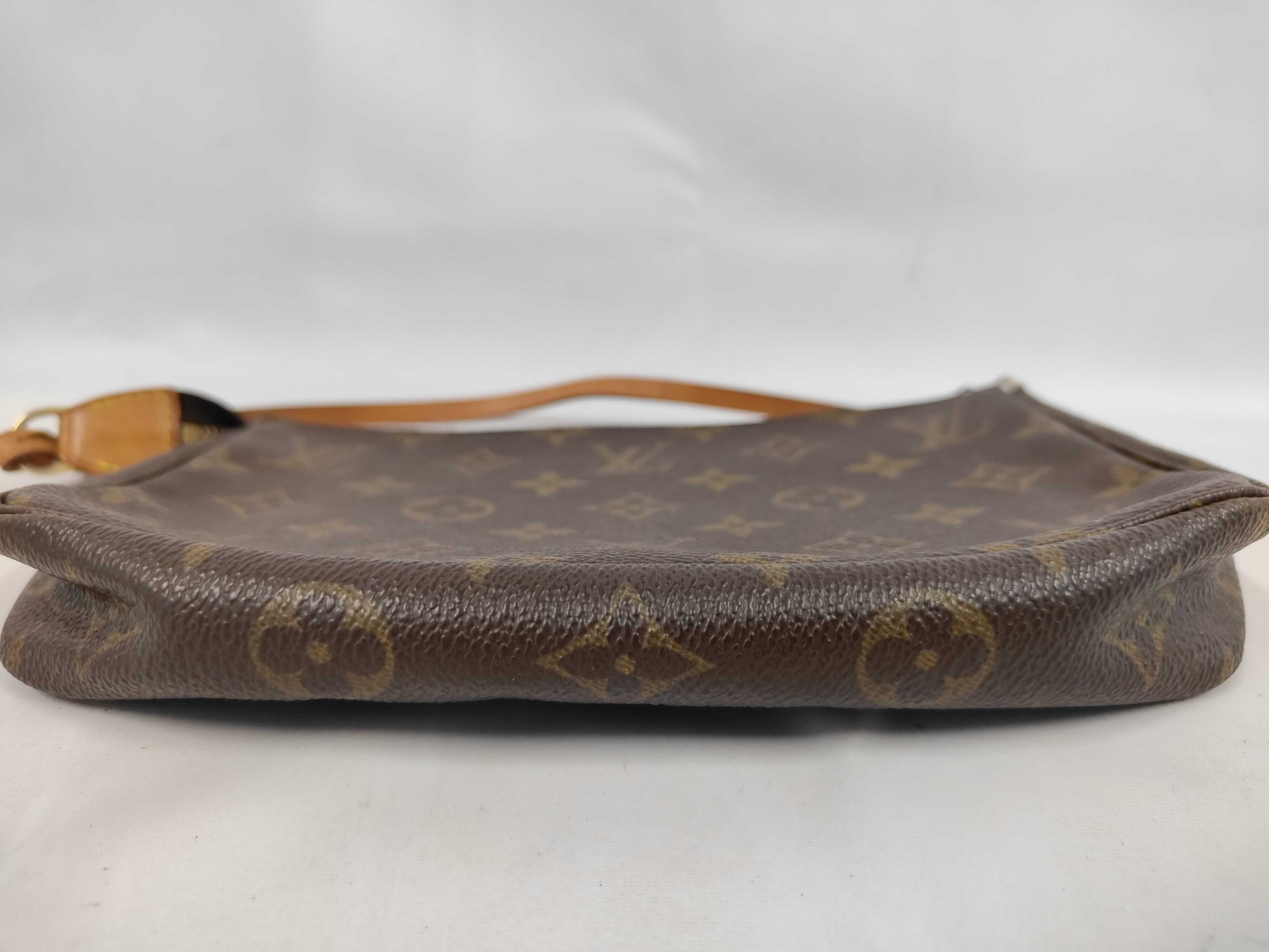 Monogram Accessoires BJ1020 Handbag — view 4