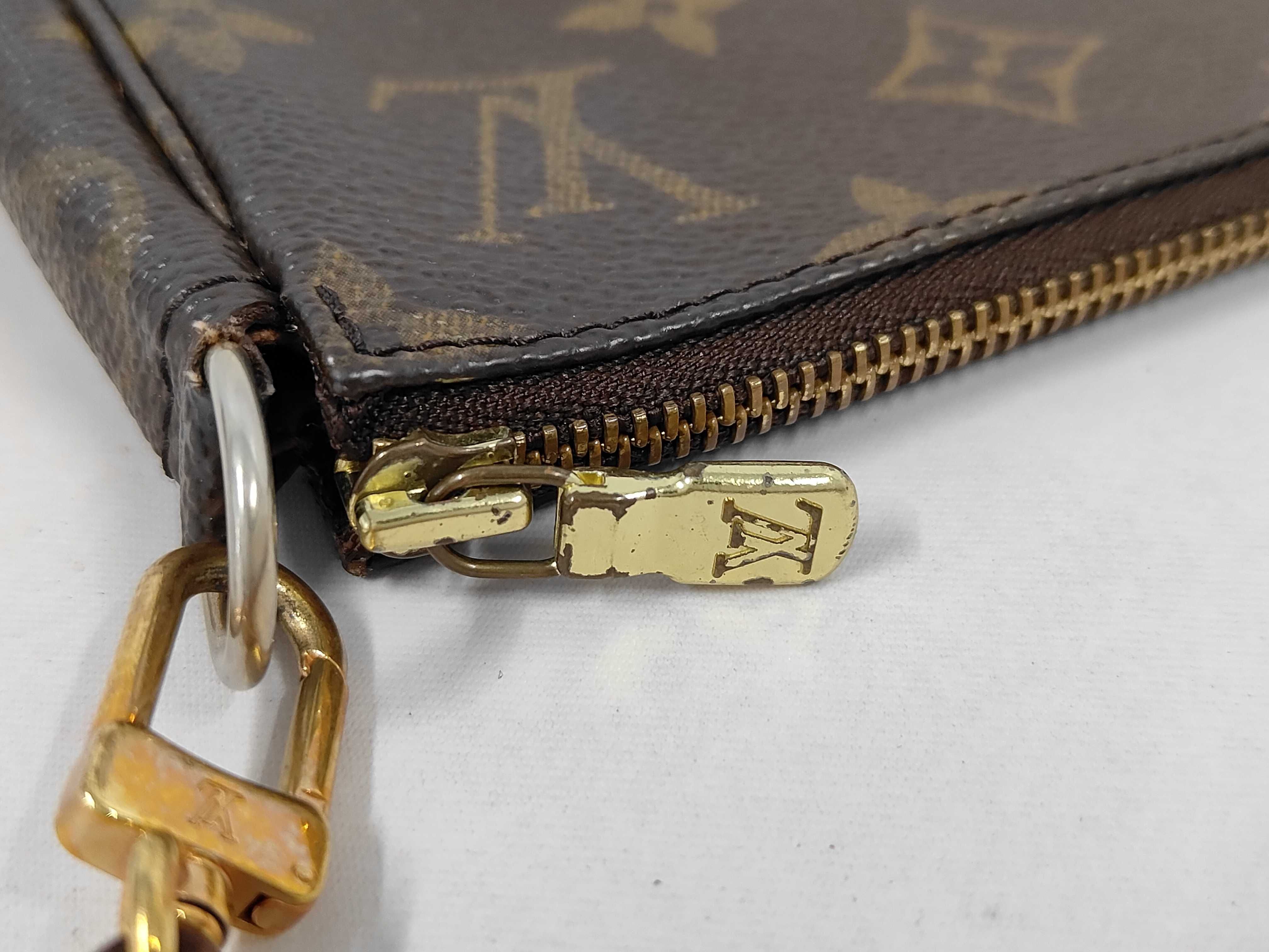 Monogram Accessoires BJ1020 Handbag — view 7