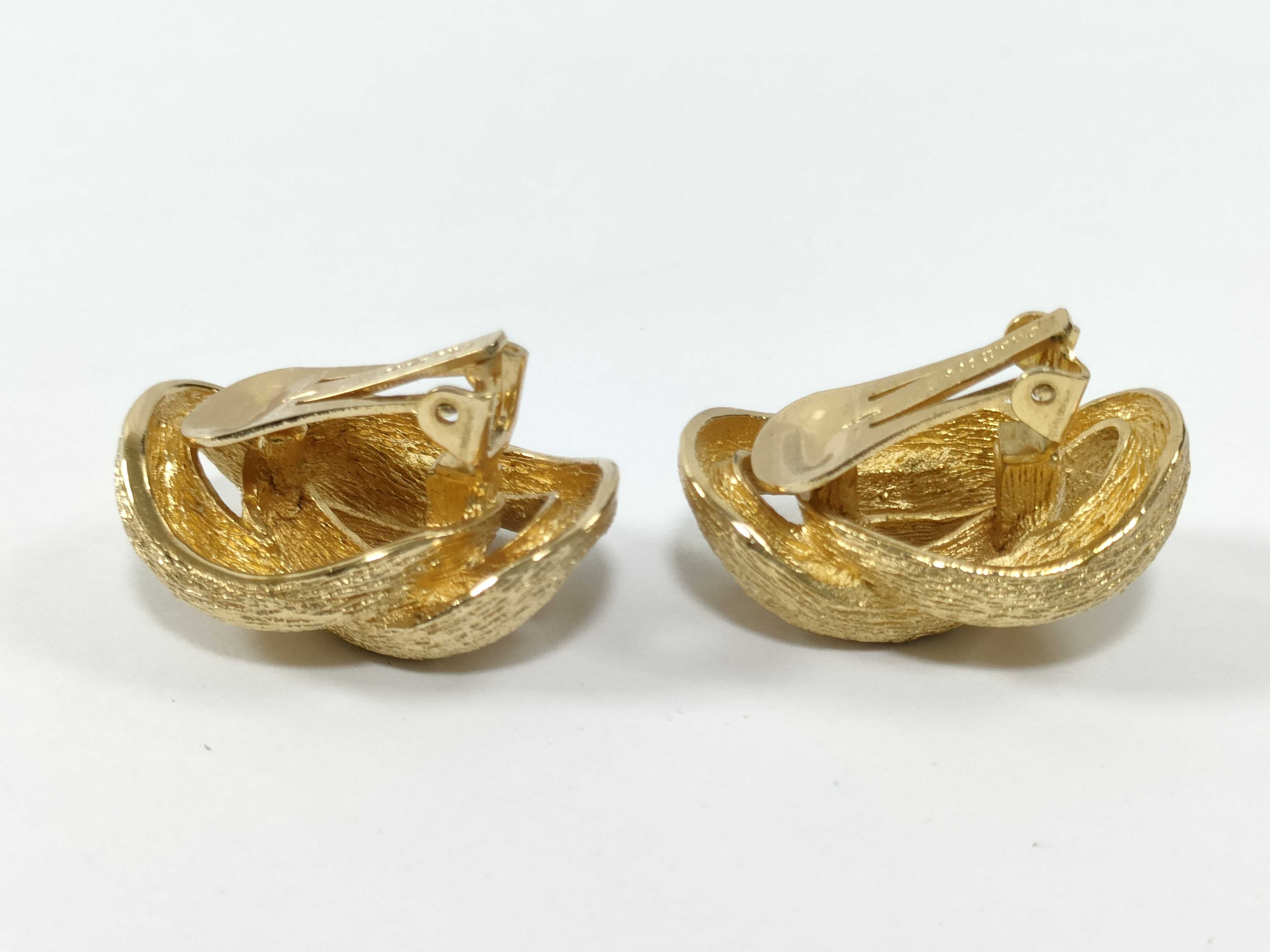 Vintage Gold Earrings — view 3