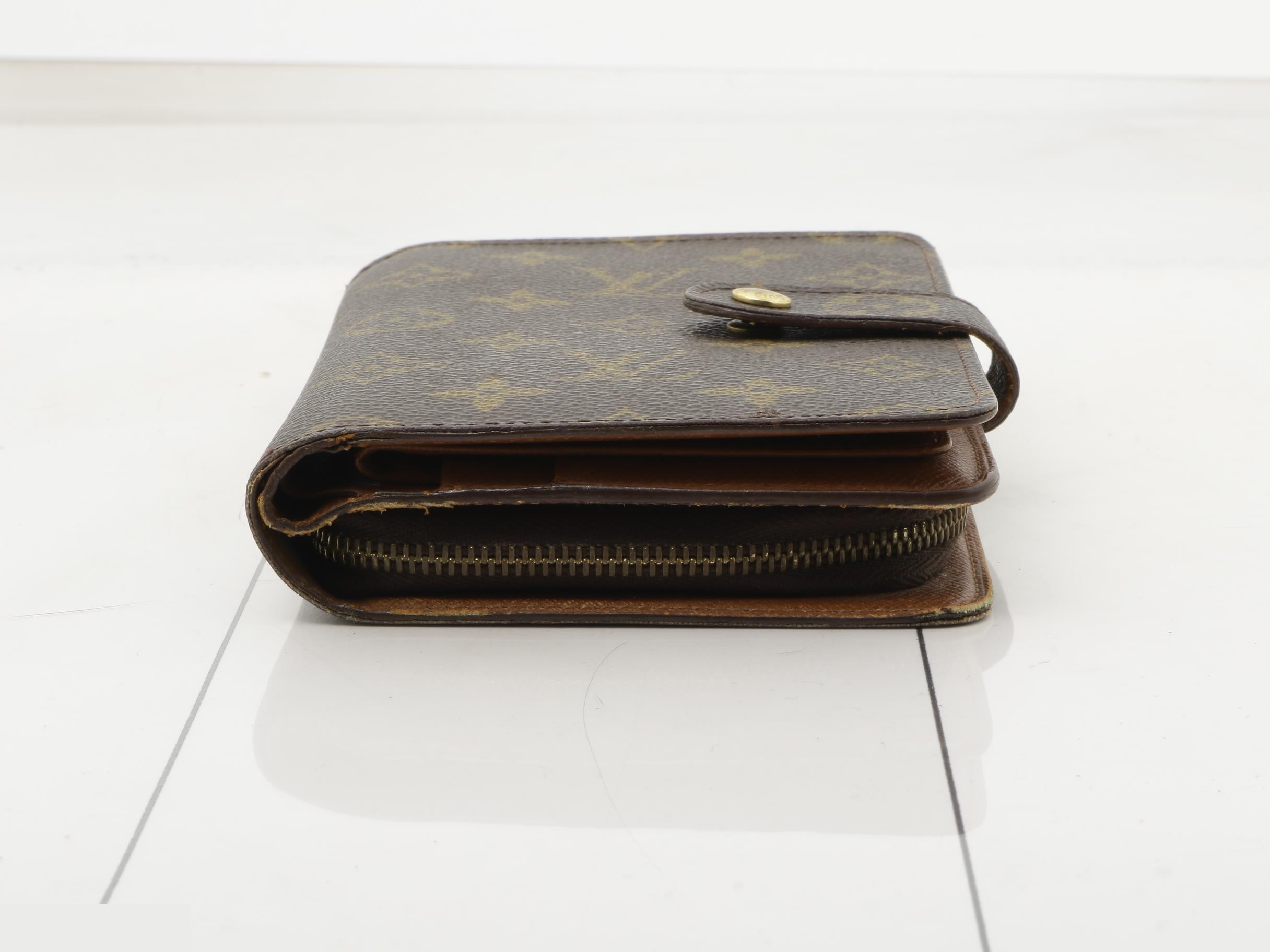 Monogram Portefeuille Papier Zip Bi-fold Wallet — view 3