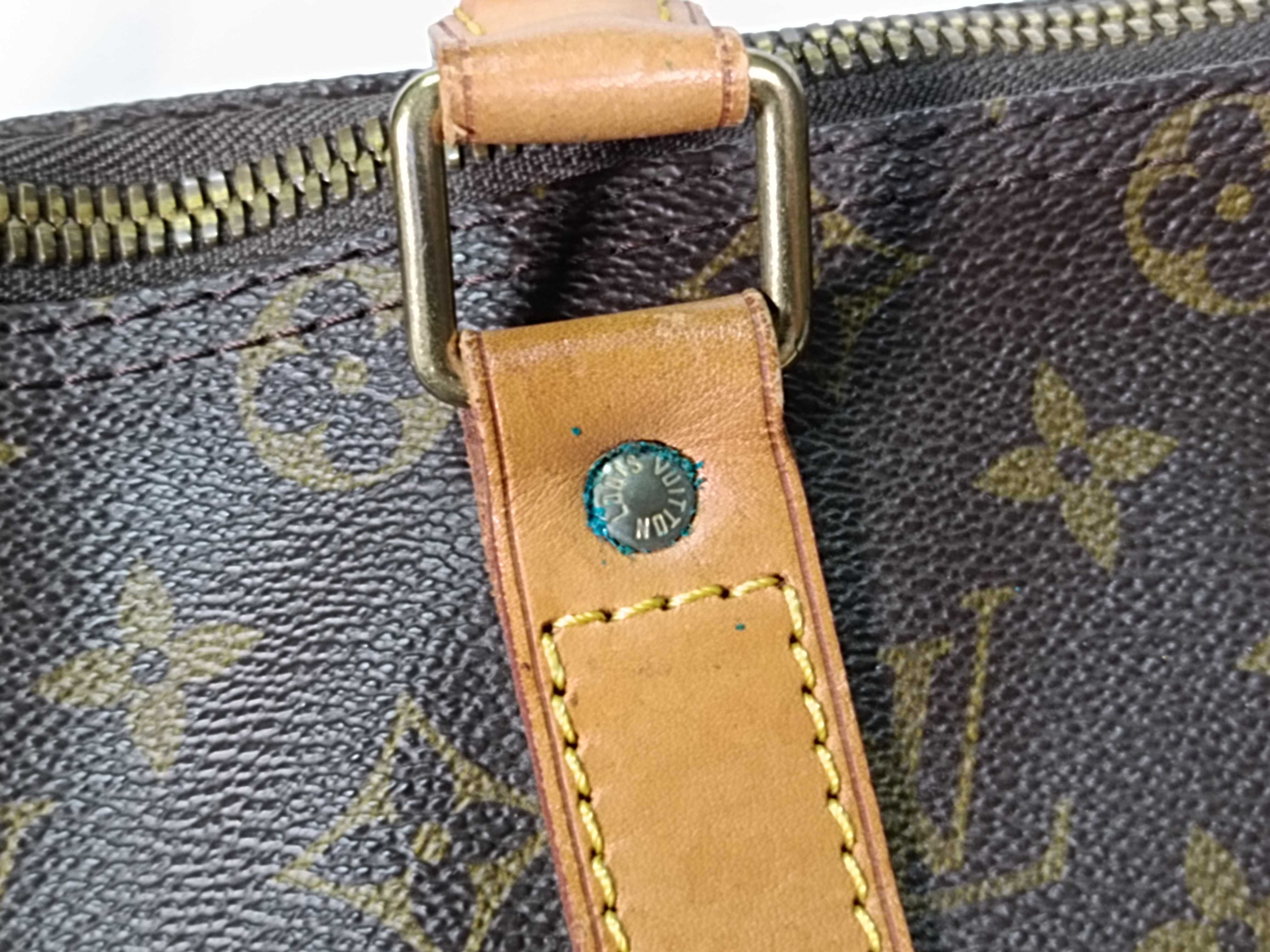PH- Keepall Bandouliere Monogram Canvas Brown Travel Bag (Boston Bag) — view 11