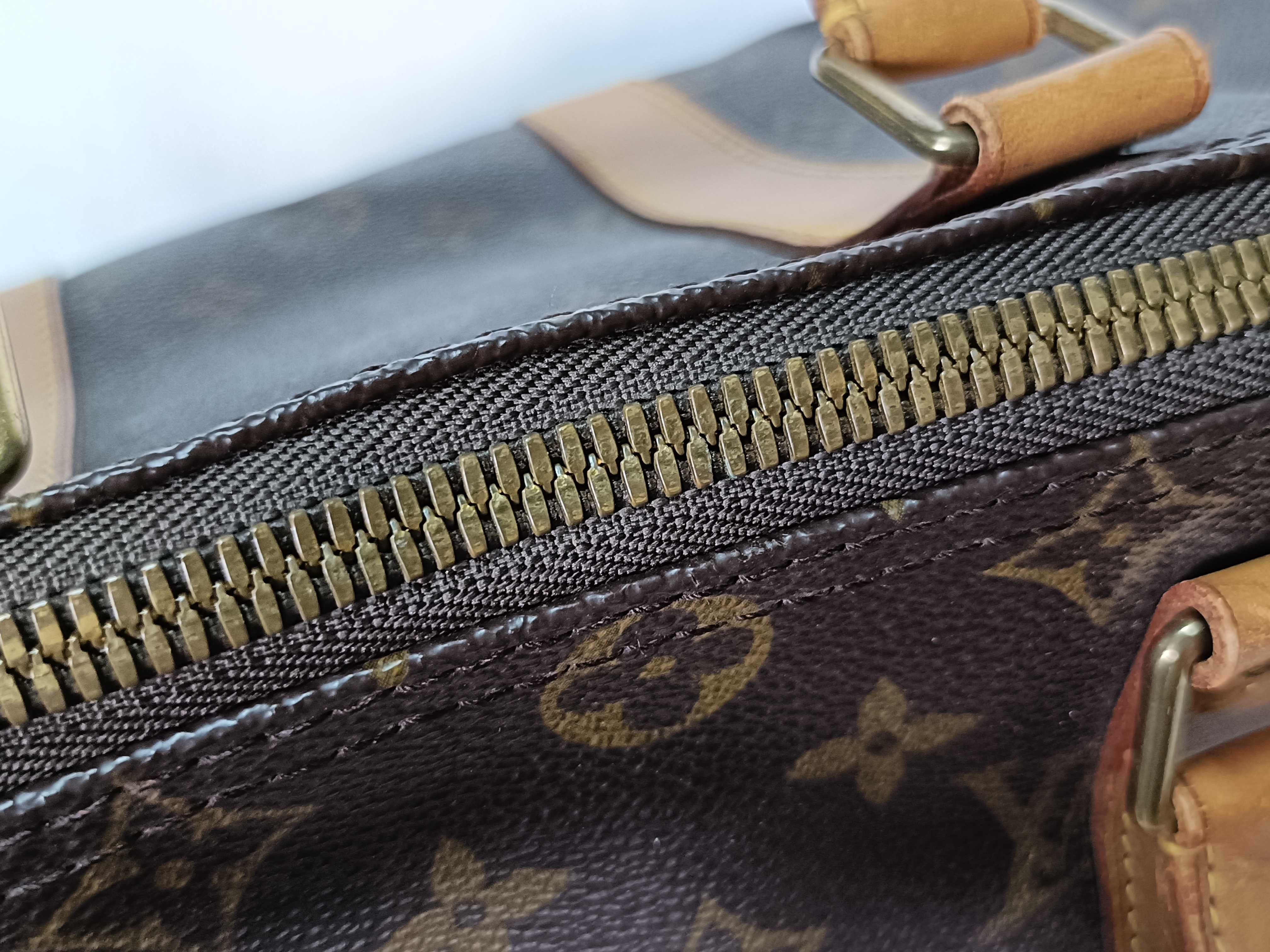 PH- Keepall Bandouliere Monogram Canvas Brown Travel Bag (Boston Bag) — view 9