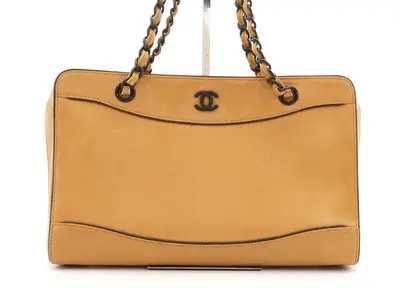 Coco Mark Leather Chain Shoulder Bag