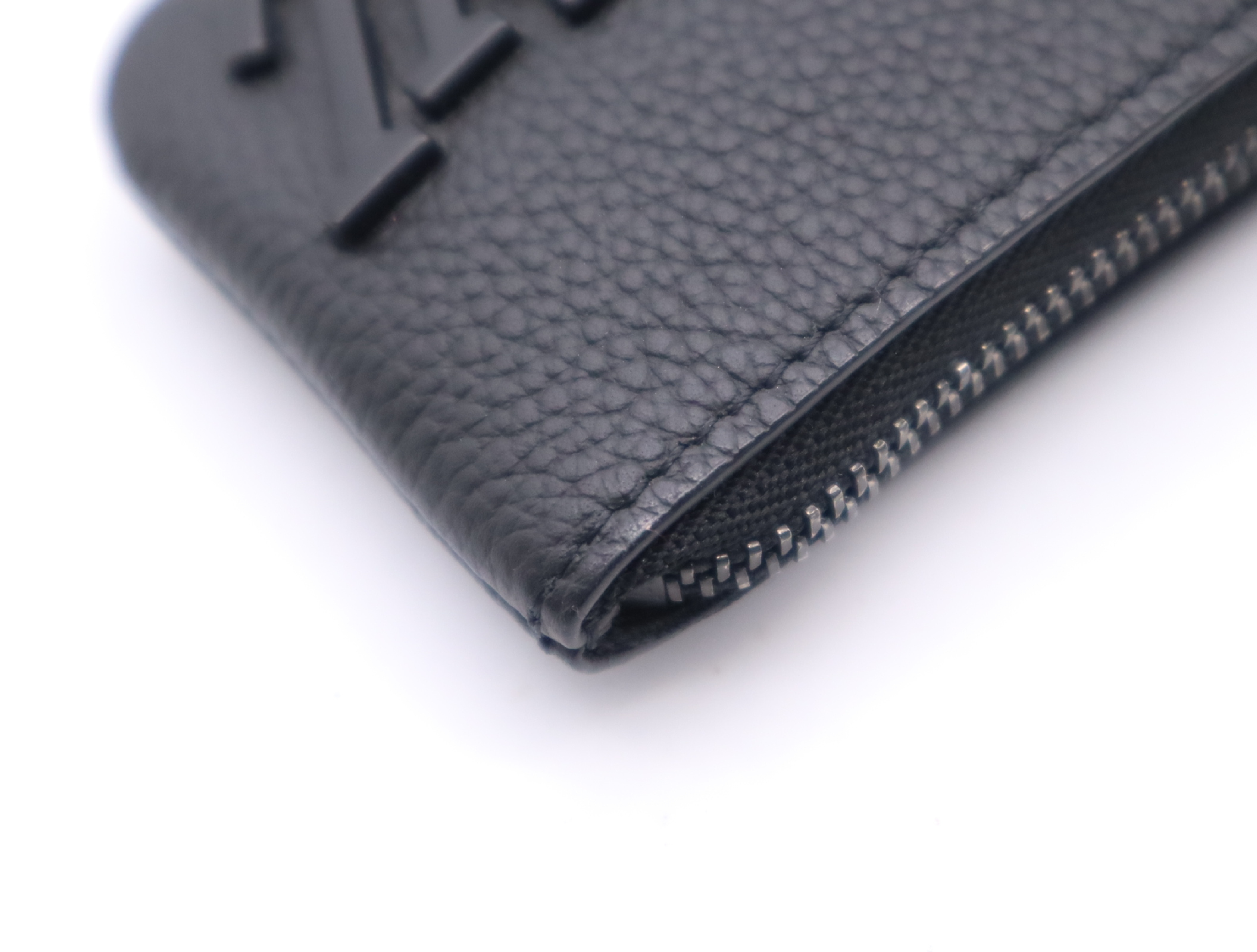 M81031 Aerogram Pochette Cle Coin Case with Dust Bag — view 8