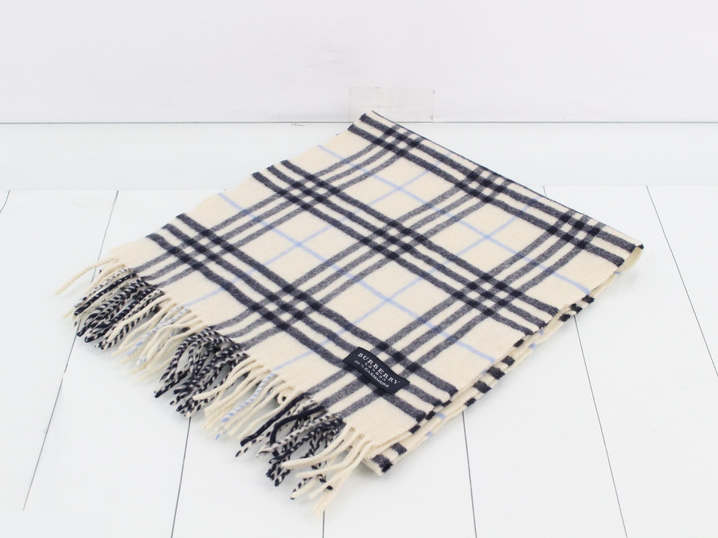 Other lines: Small items, accessories, scarves, cashmere