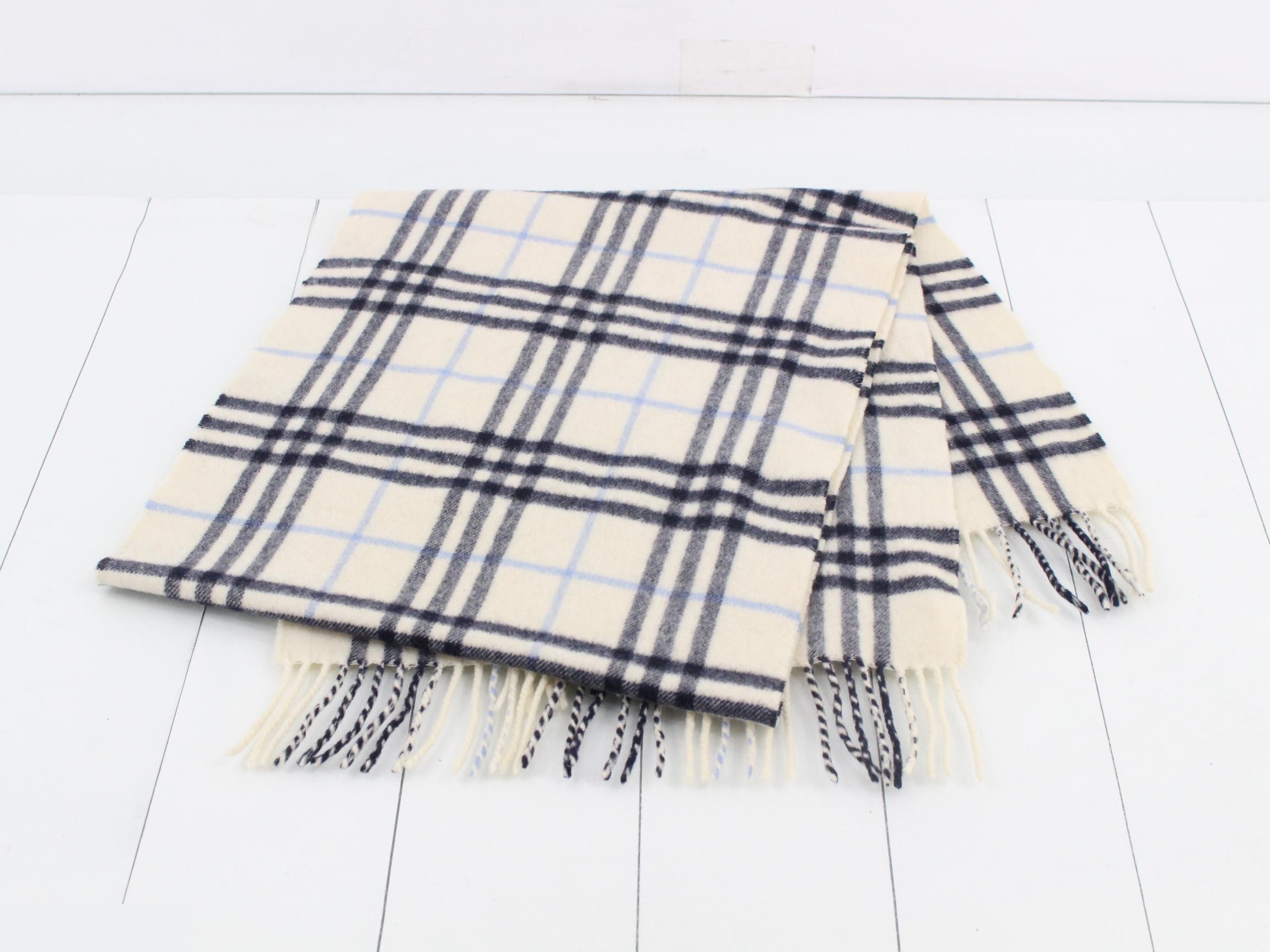 Other lines: Small items, accessories, scarves, cashmere — view 3