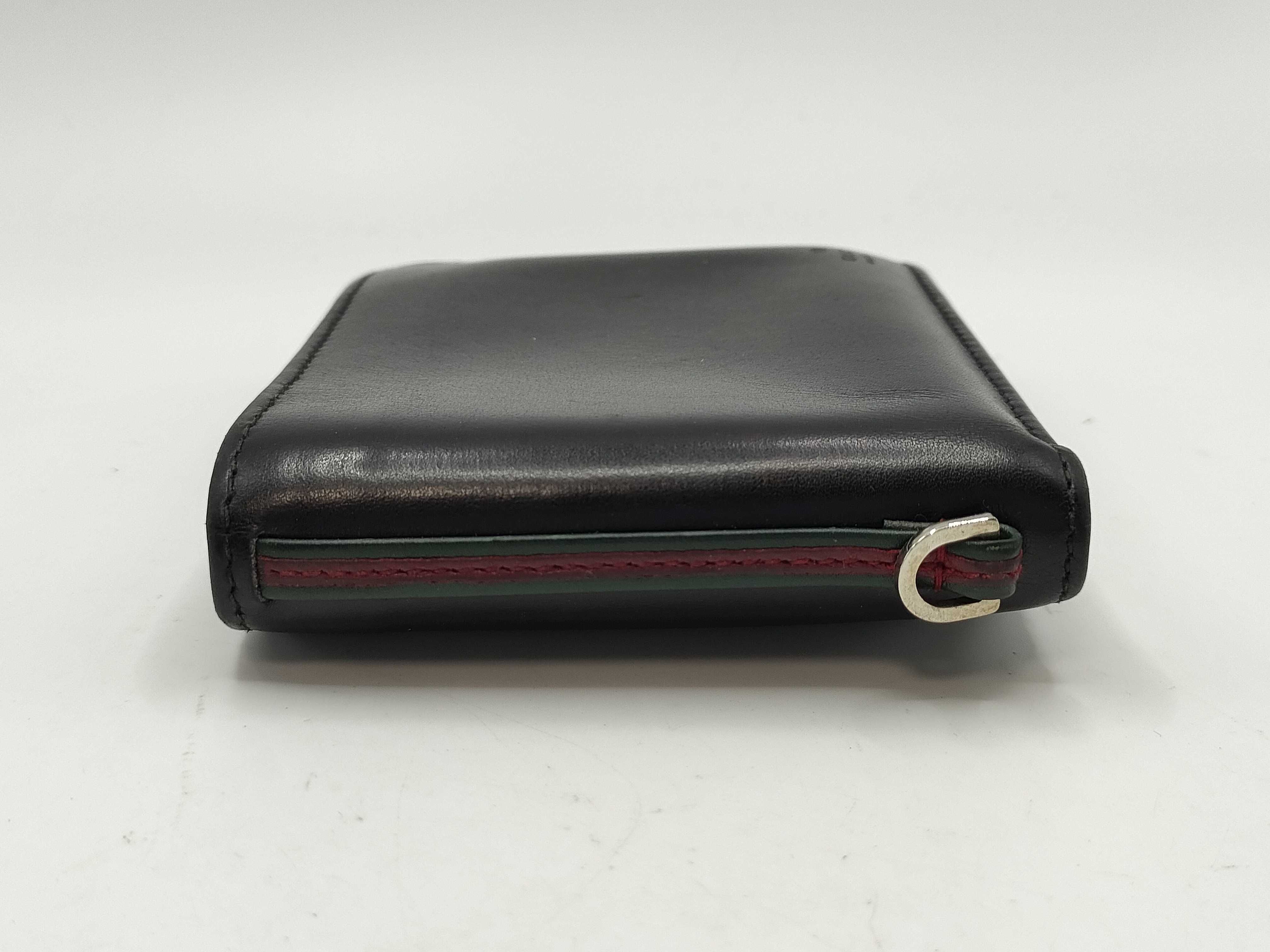 wallet — view 3