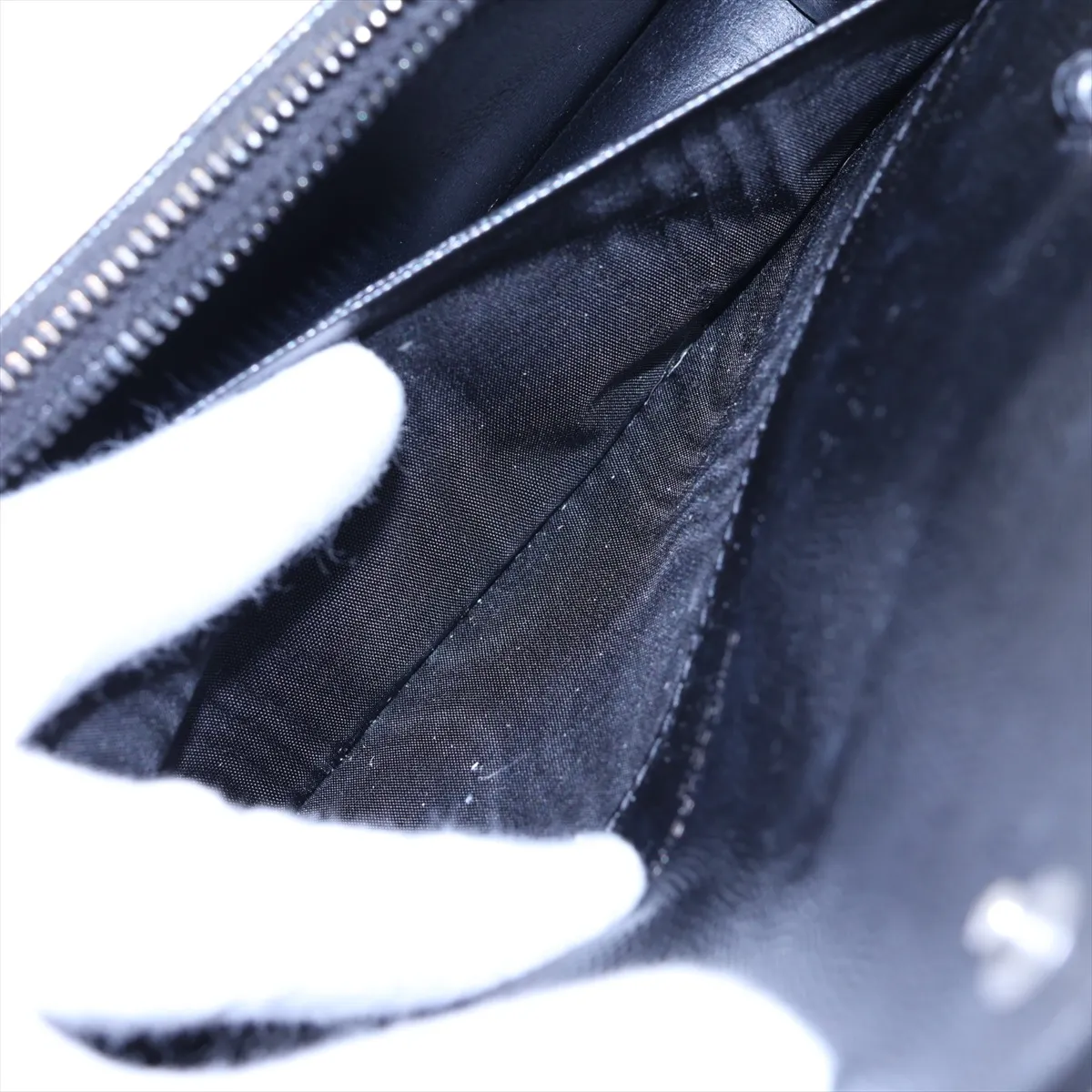 Envelope Leather Chain Wallet, Black, 695108 — view 8