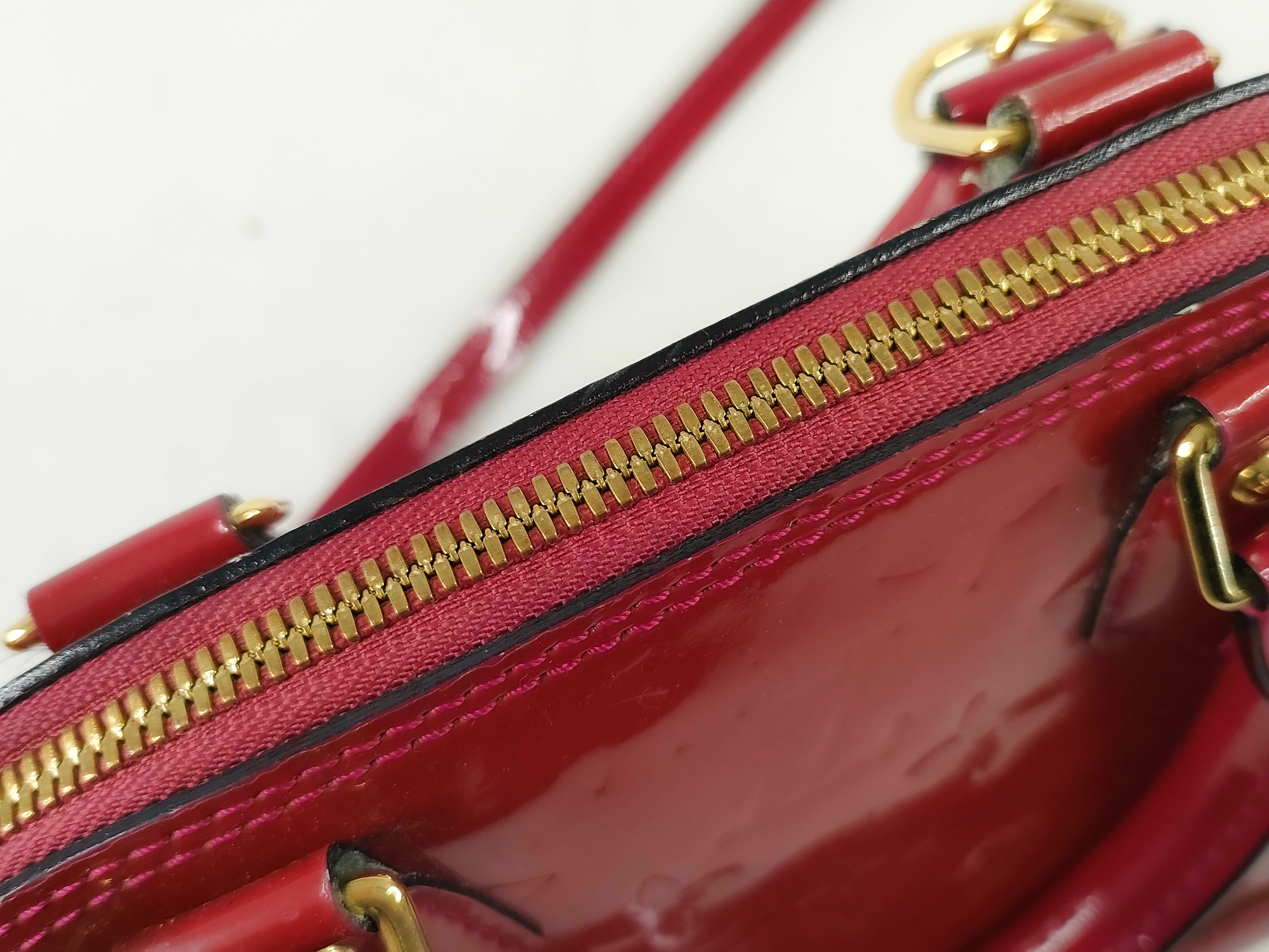 Monogram Vernis M91771 Alma BB Rose Indien MI5102 Handbag — view 11