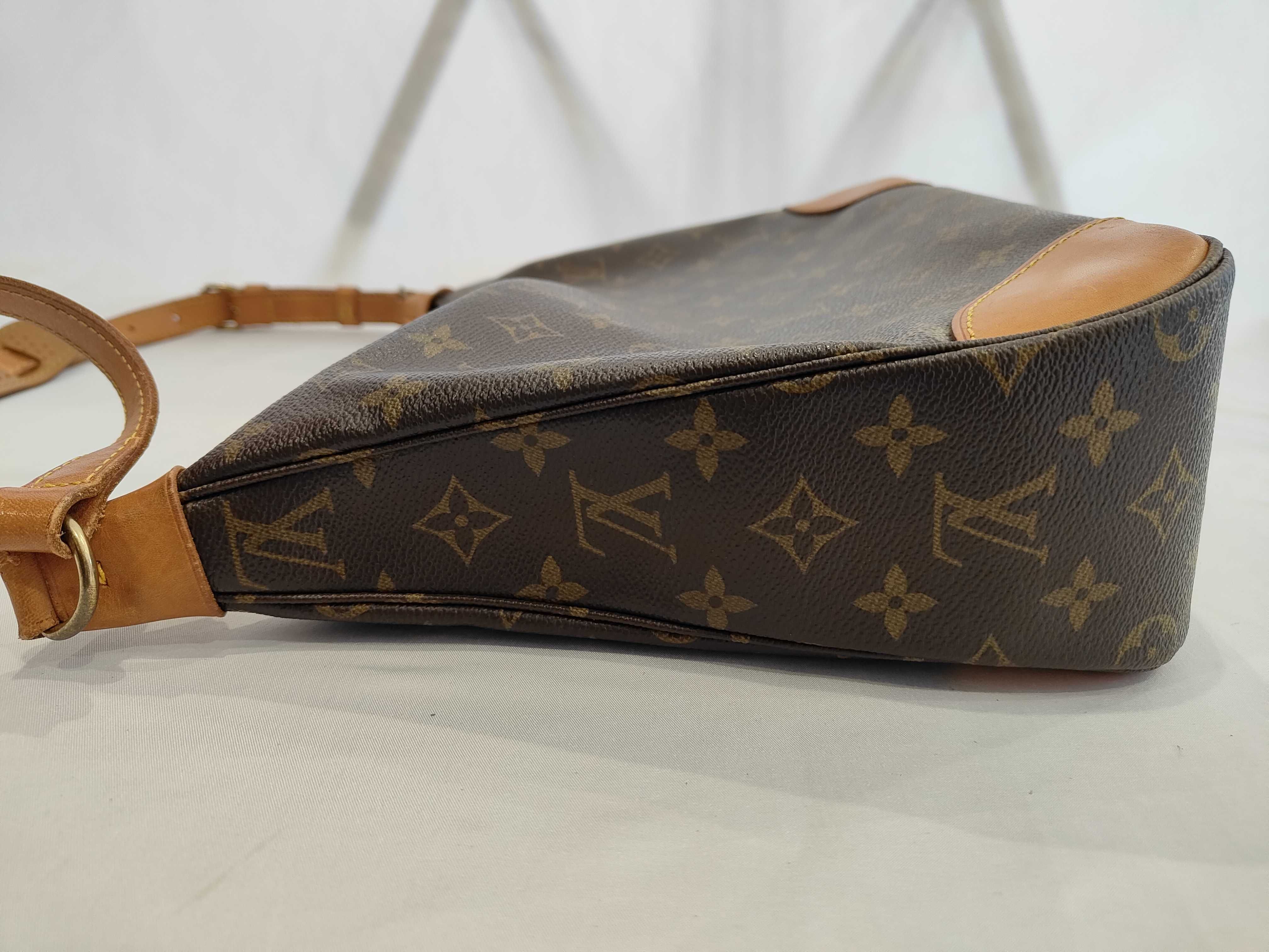 Monogram Boulogne 30 M51265 AS0995 Shoulder Bag — view 5
