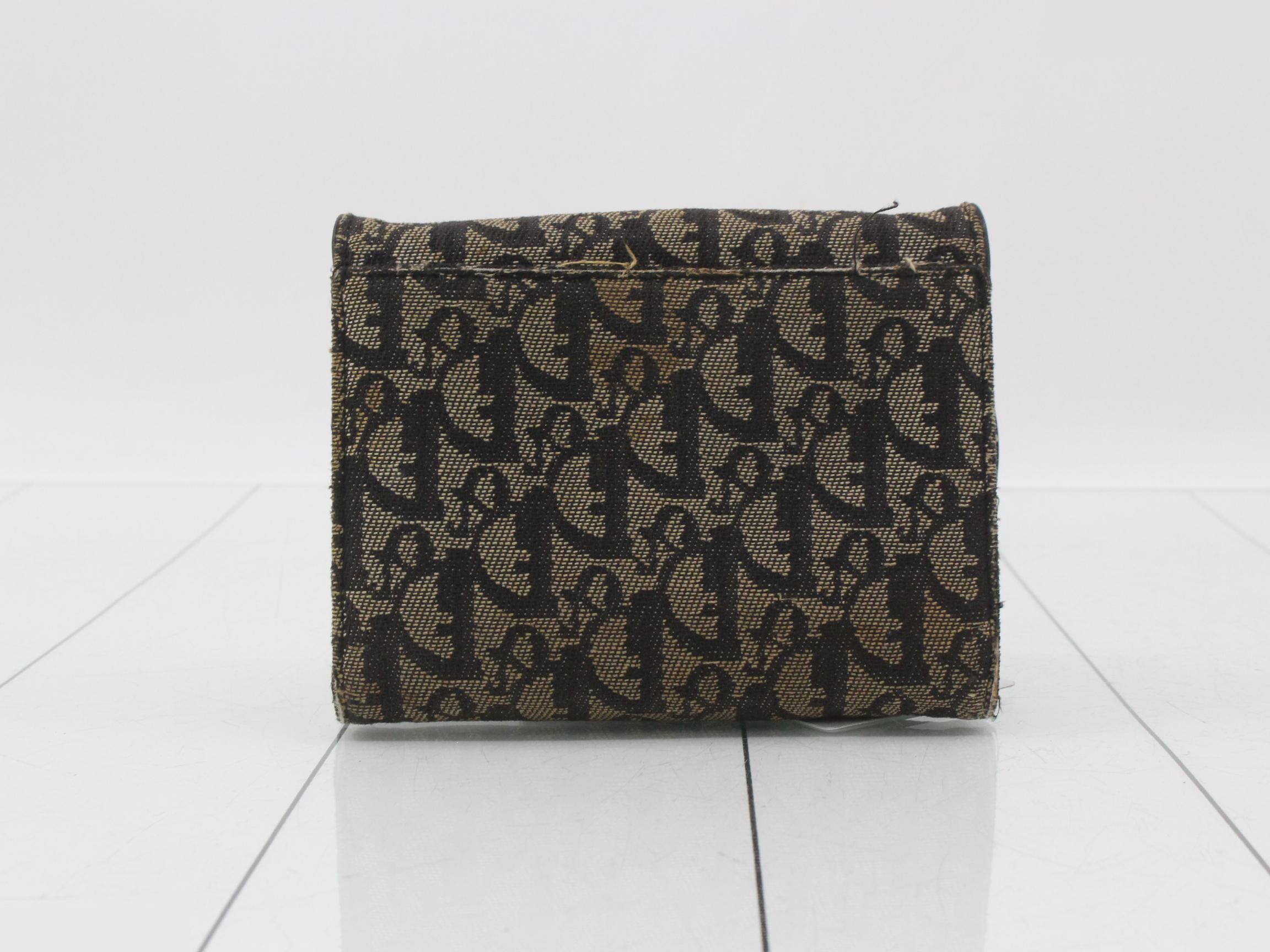 Second bag — view 2