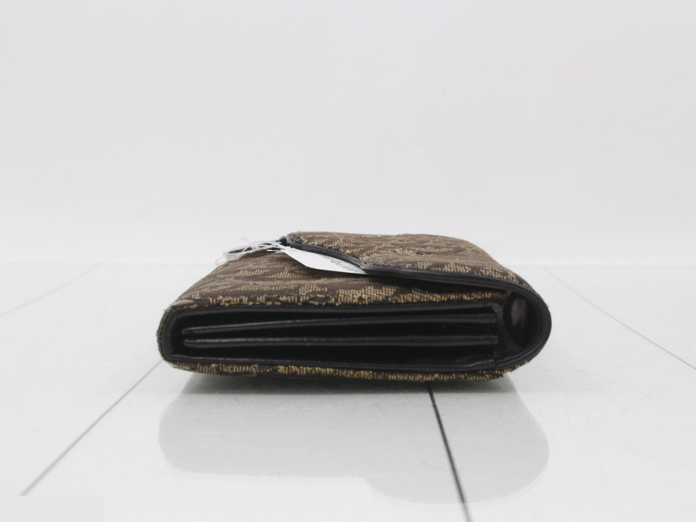 Second bag — view 3