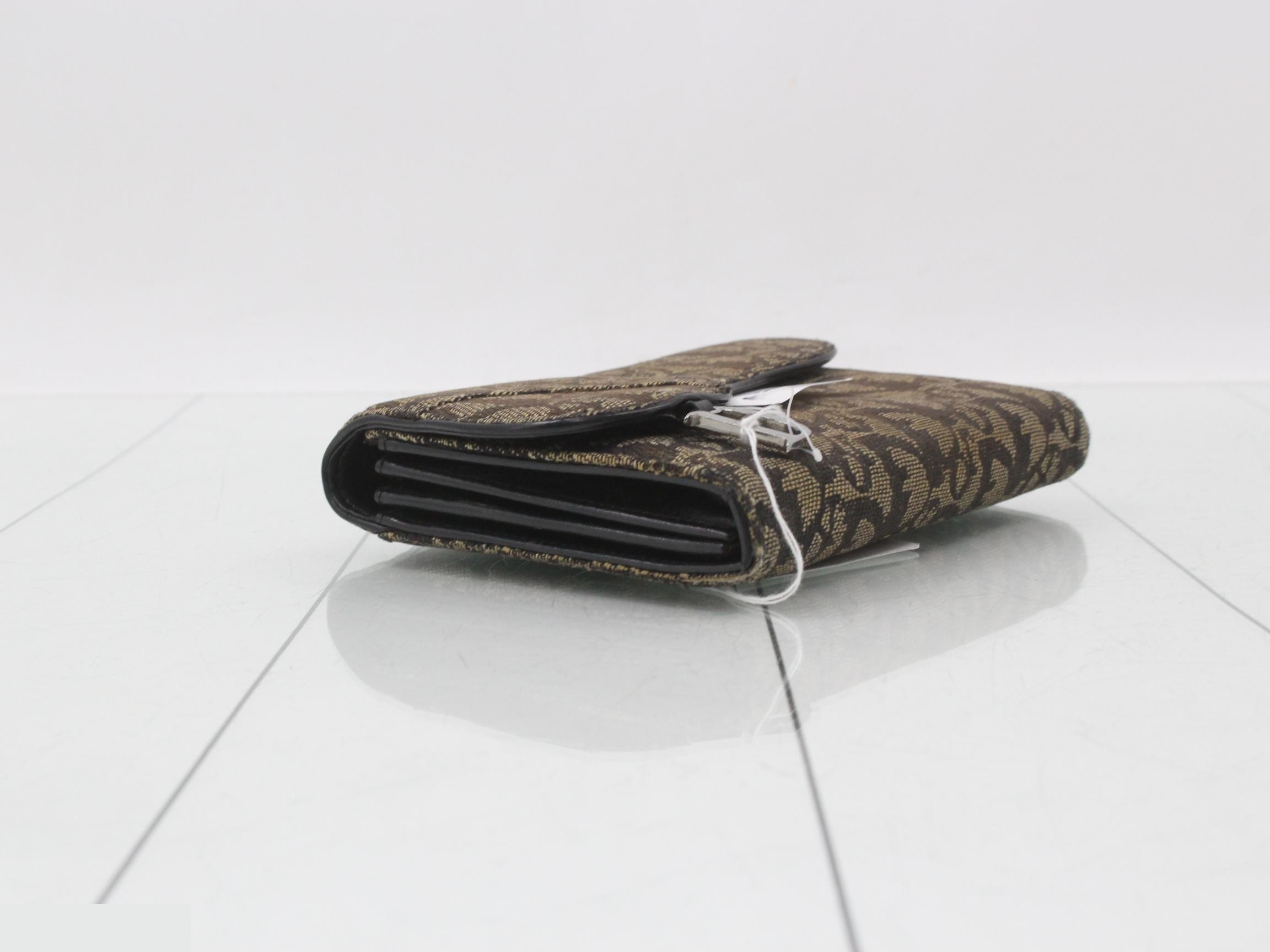 Second bag — view 5
