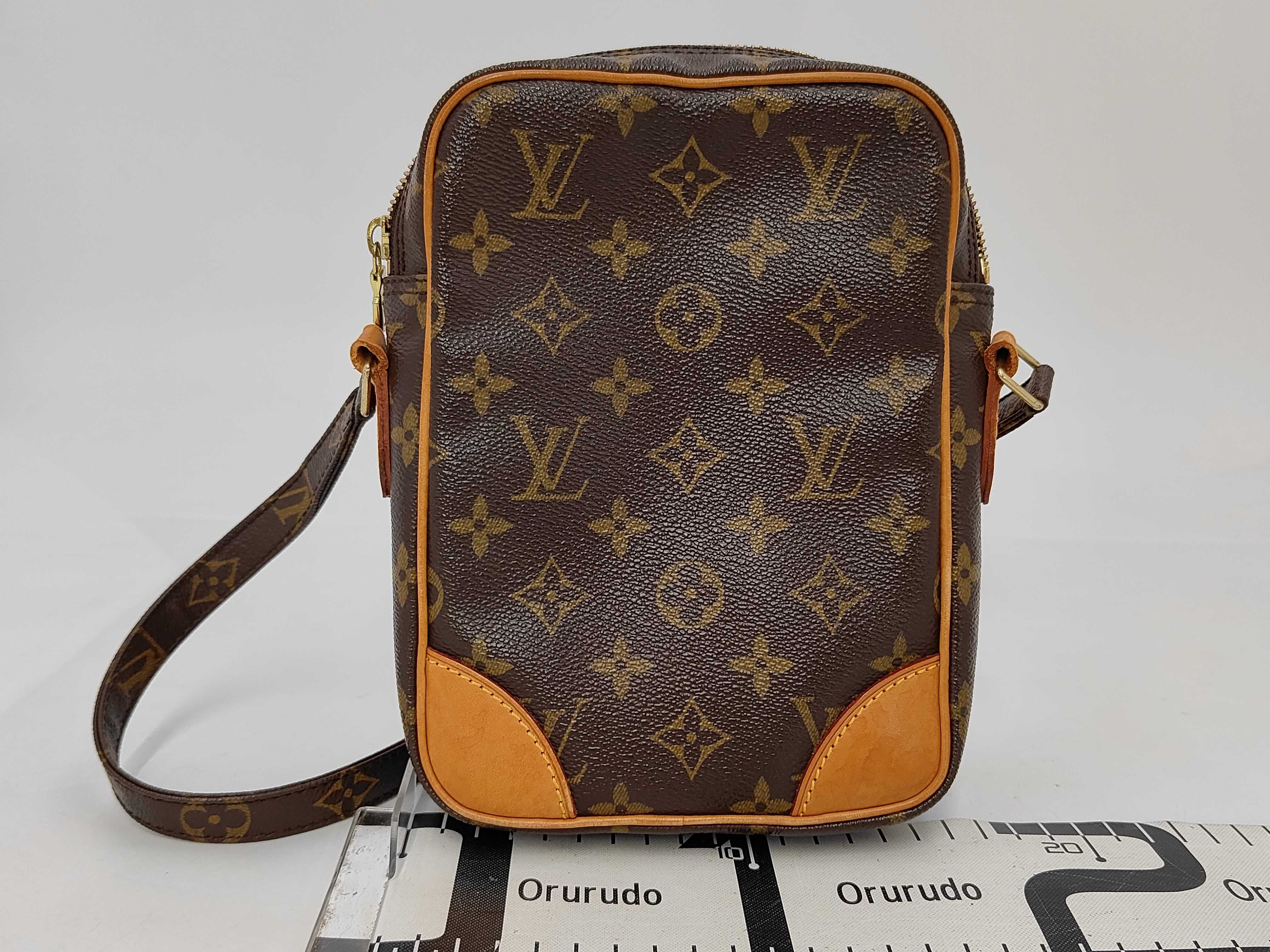 Monogram Louis Vuitton Monogram Amazon *Interior peeling M45236 AR0022 Shoulder Bag — view 2