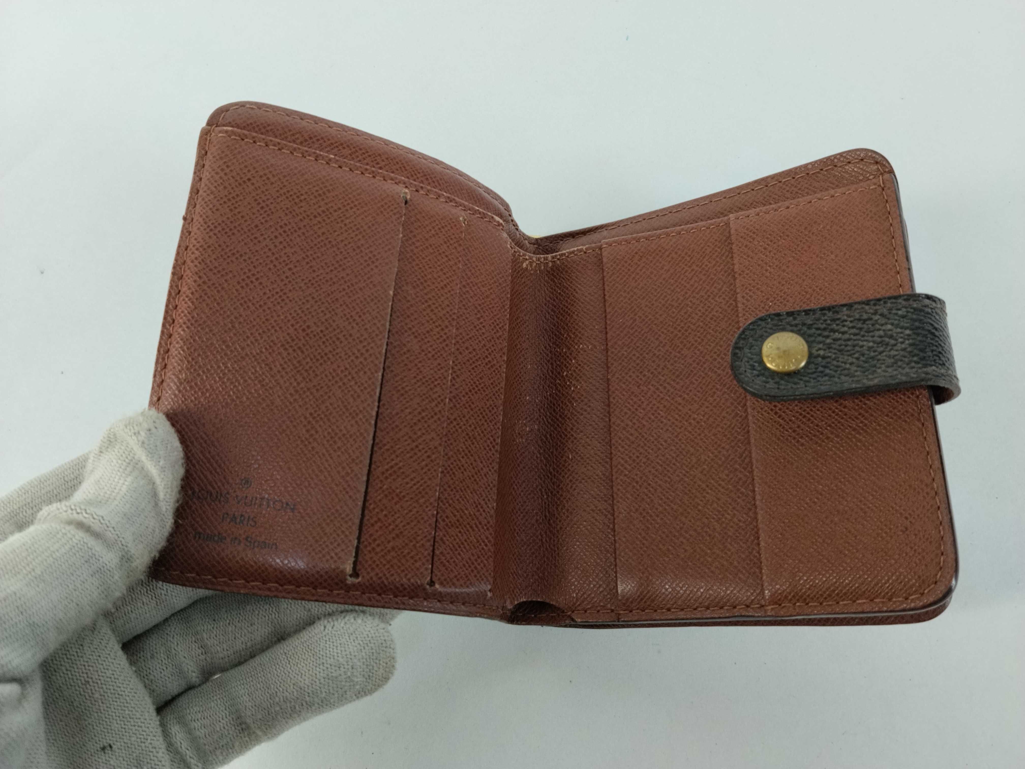 Monogram LV Folding Wallet — view 9