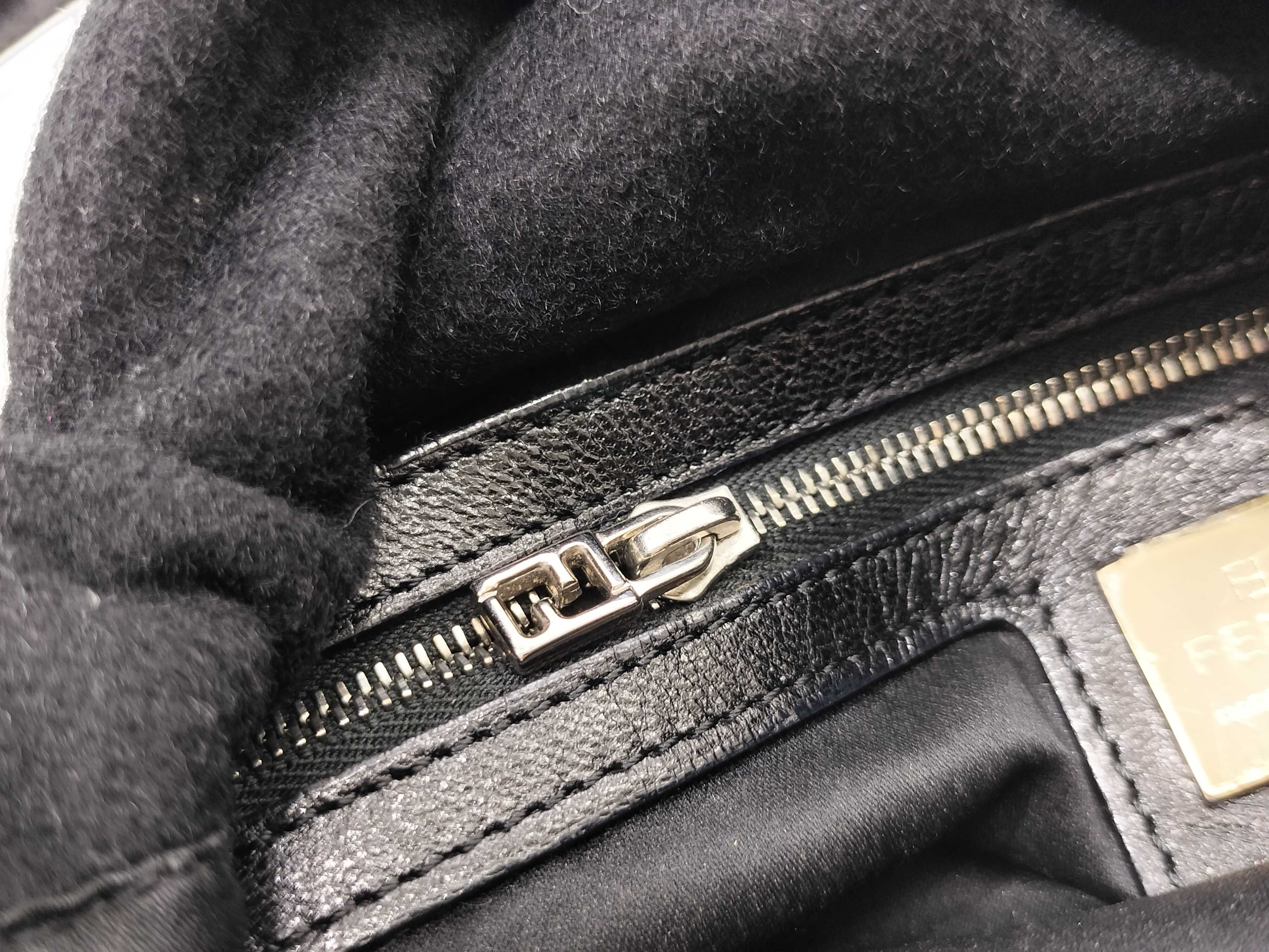 Mamma Fendi Mamma Baguette felt shoulder bag — view 13