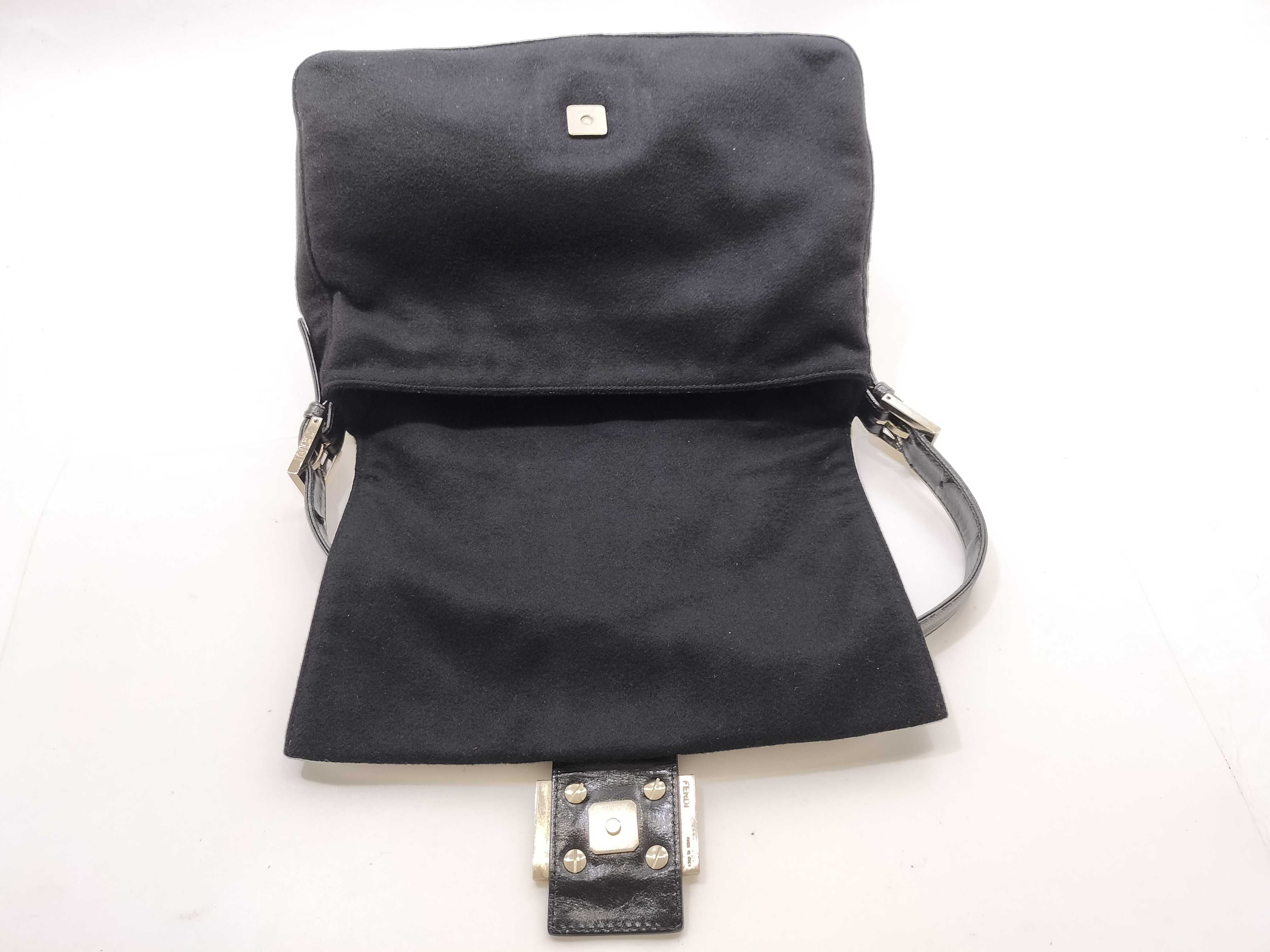 Mamma Fendi Mamma Baguette felt shoulder bag — view 9