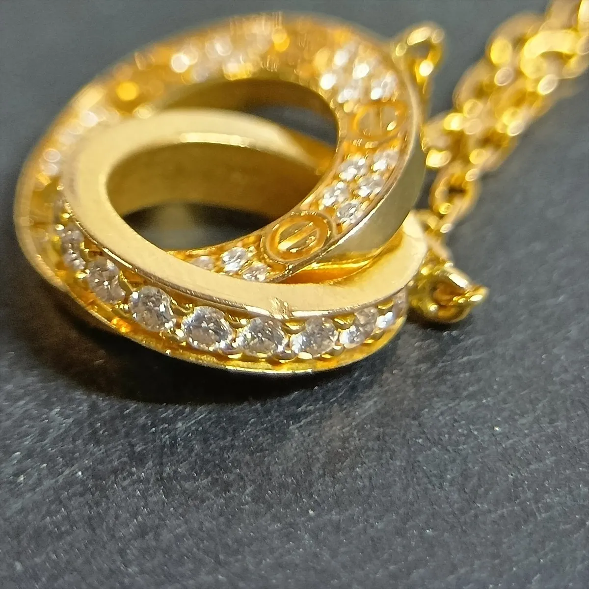 Love Circle Pavé Diamond Necklace, 750 (PG), 5.6g, PUC956. Features: dents and gouges in the metal setting. — view 7