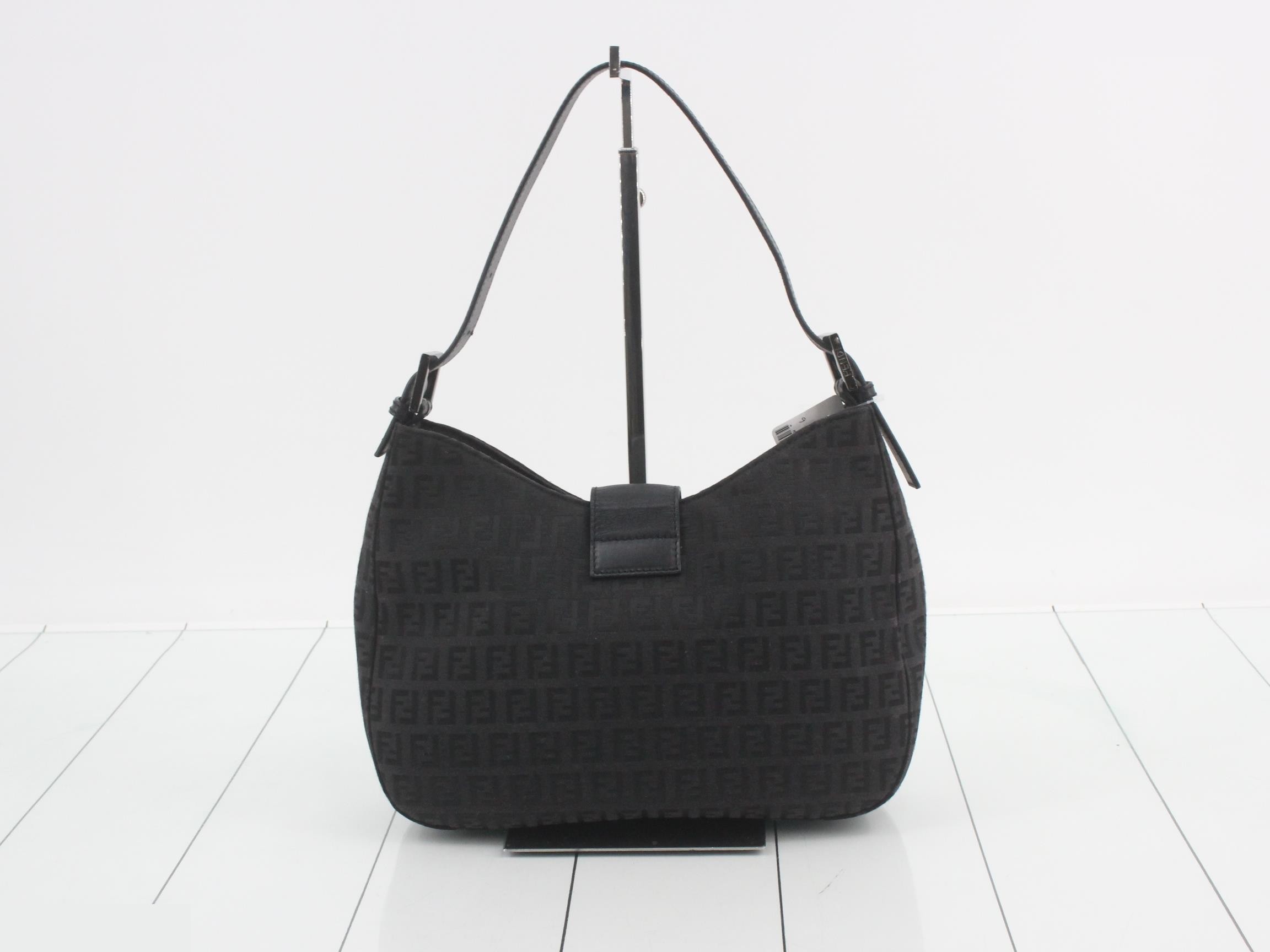 ZUCCA Mamma Bucket Shoulder Bag — view 2