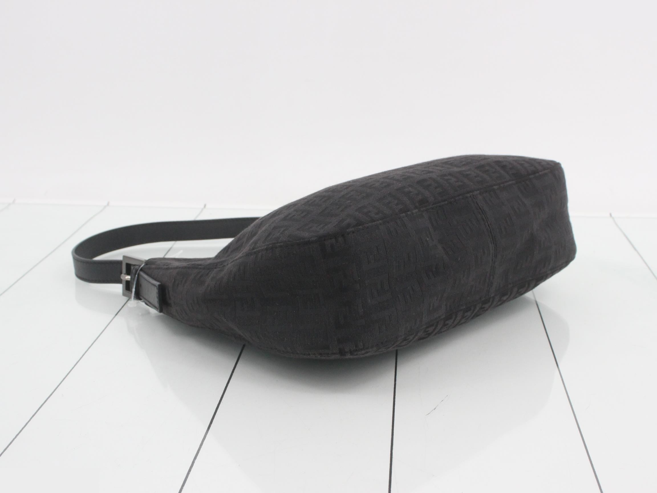 ZUCCA Mamma Bucket Shoulder Bag — view 5