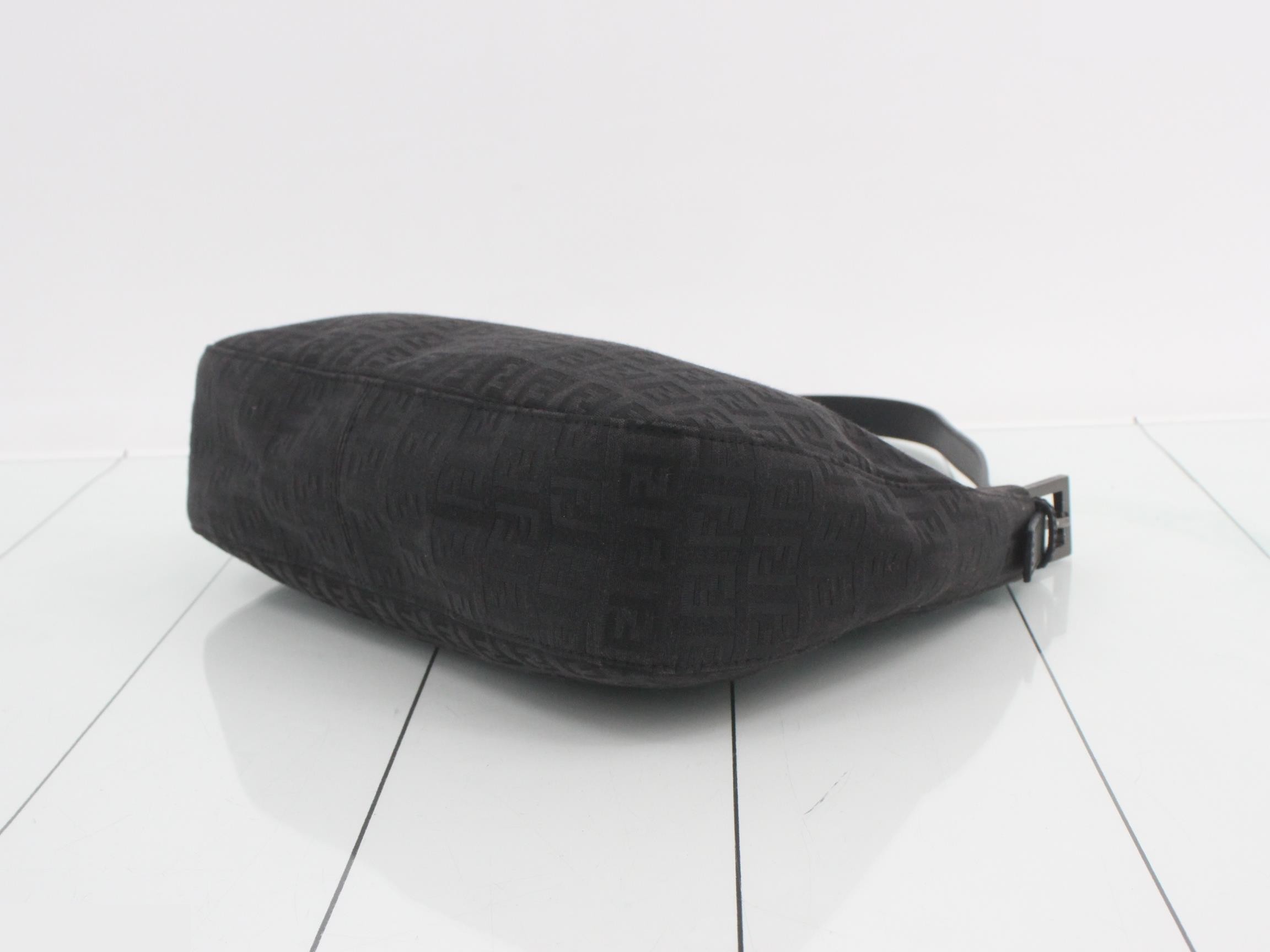 ZUCCA Mamma Bucket Shoulder Bag — view 6
