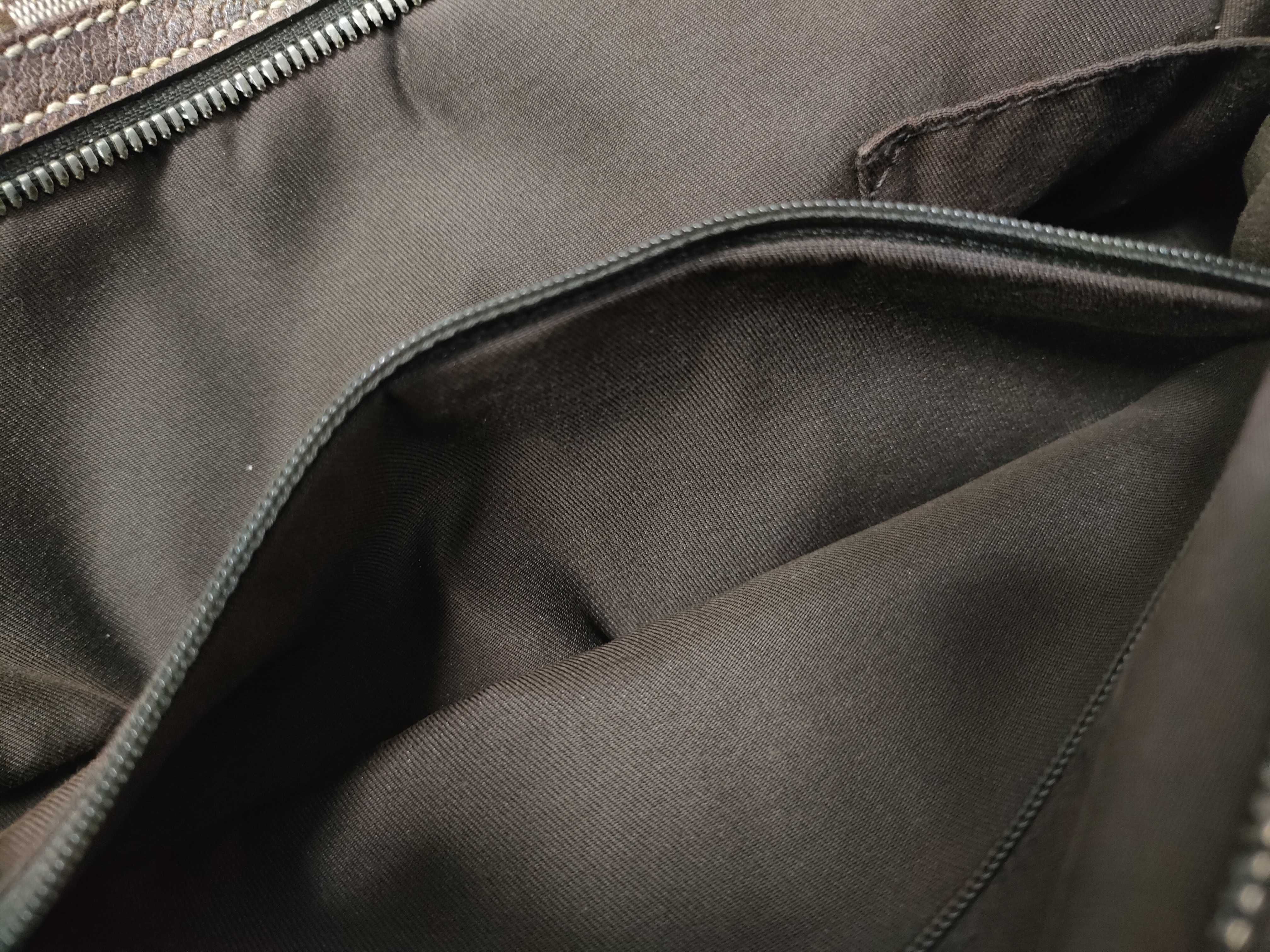 GG Canvas Handbag — view 11