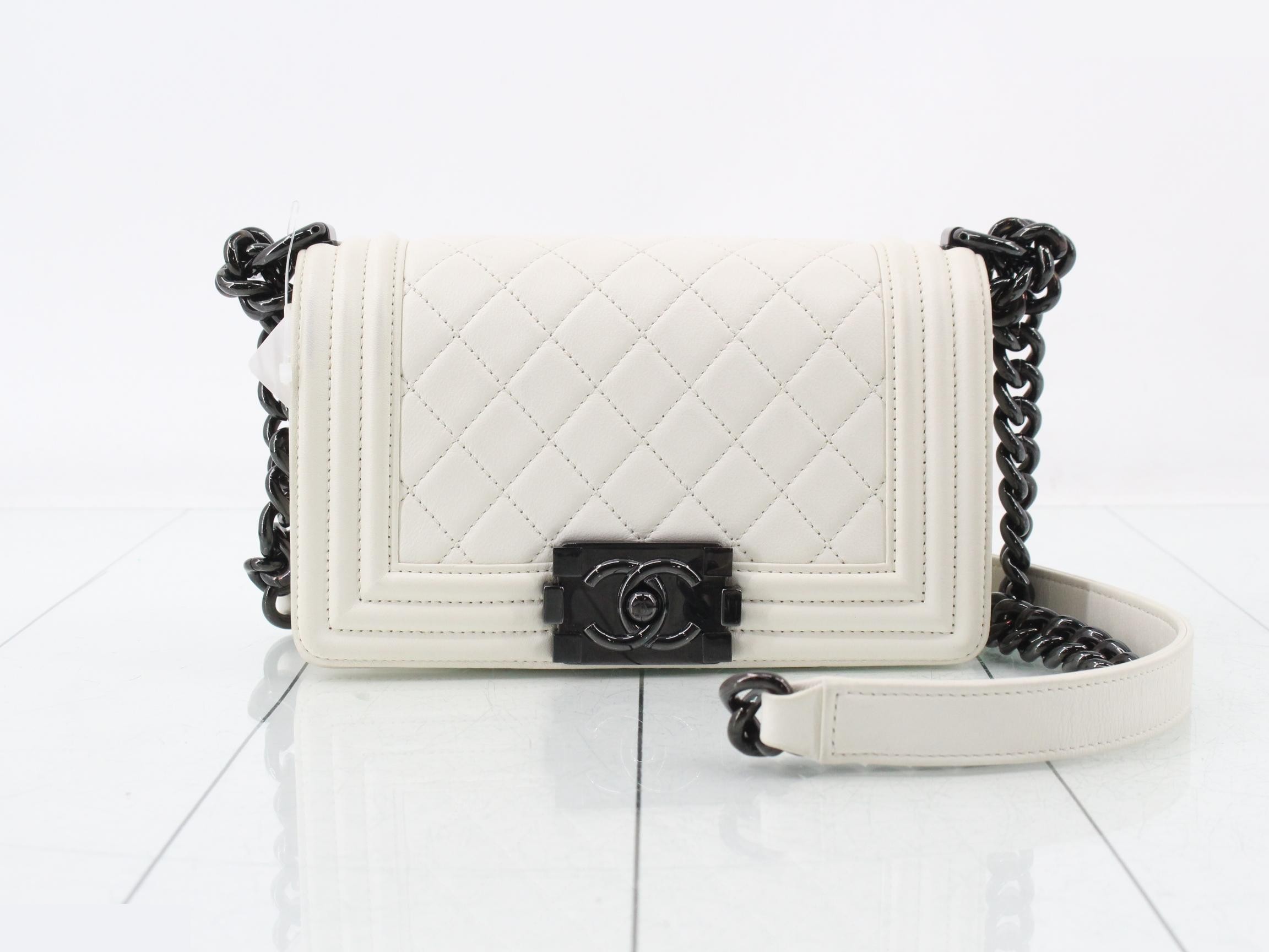 Boy Chanel Leather Chain Shoulder Bag, White