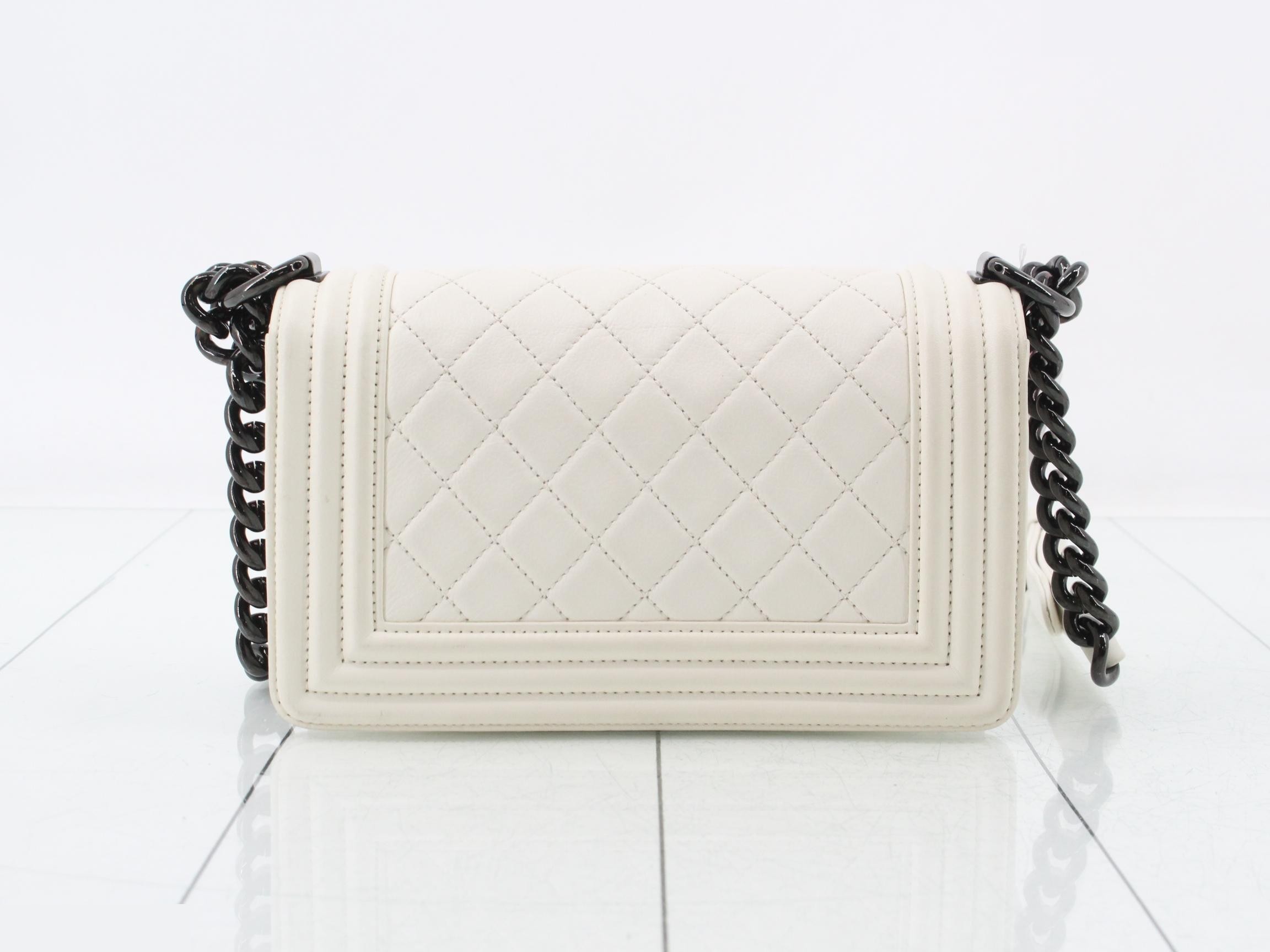Boy Chanel Leather Chain Shoulder Bag, White — view 2